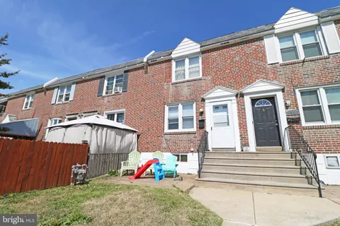 63 W Madison Avenue, Clifton Heights, PA MLS: PADE2088544