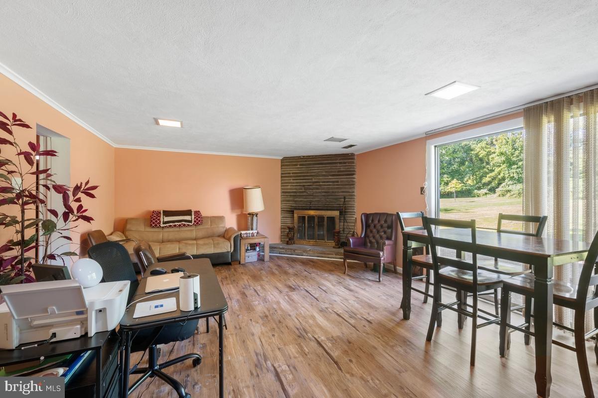 LAVEROCK - Residential