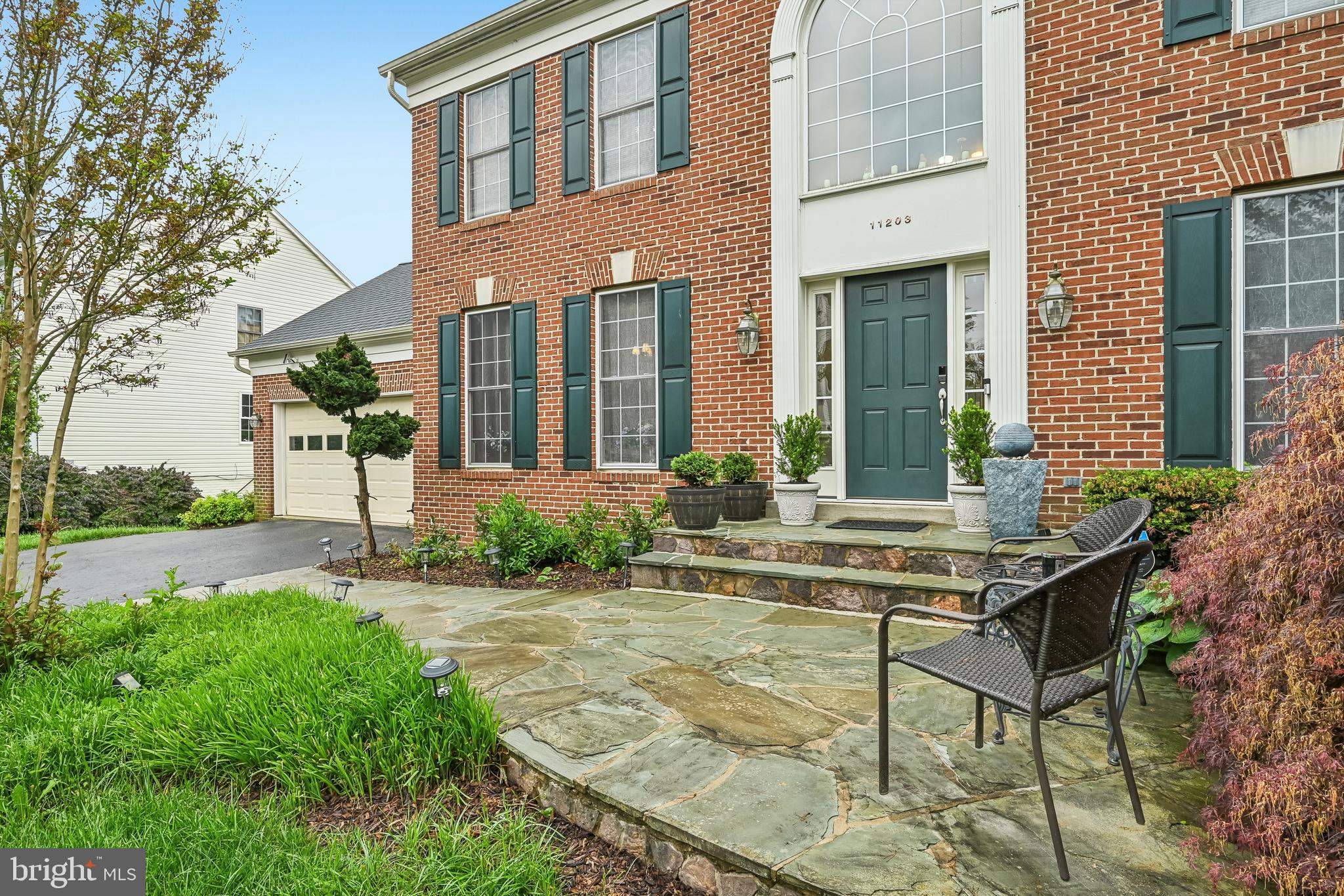 WINDSOR KNOLLS - Residential