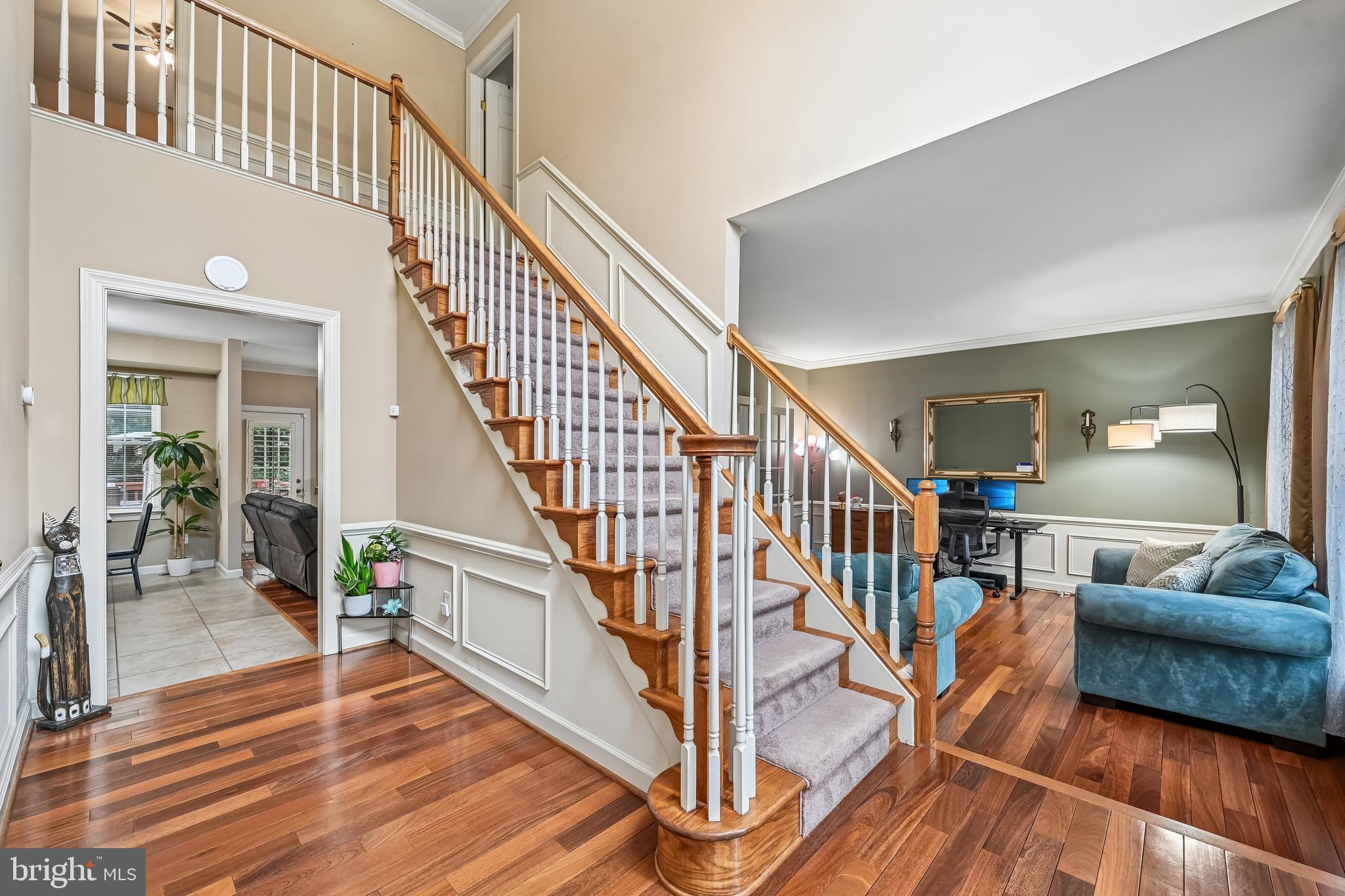 WINDSOR KNOLLS - Residential