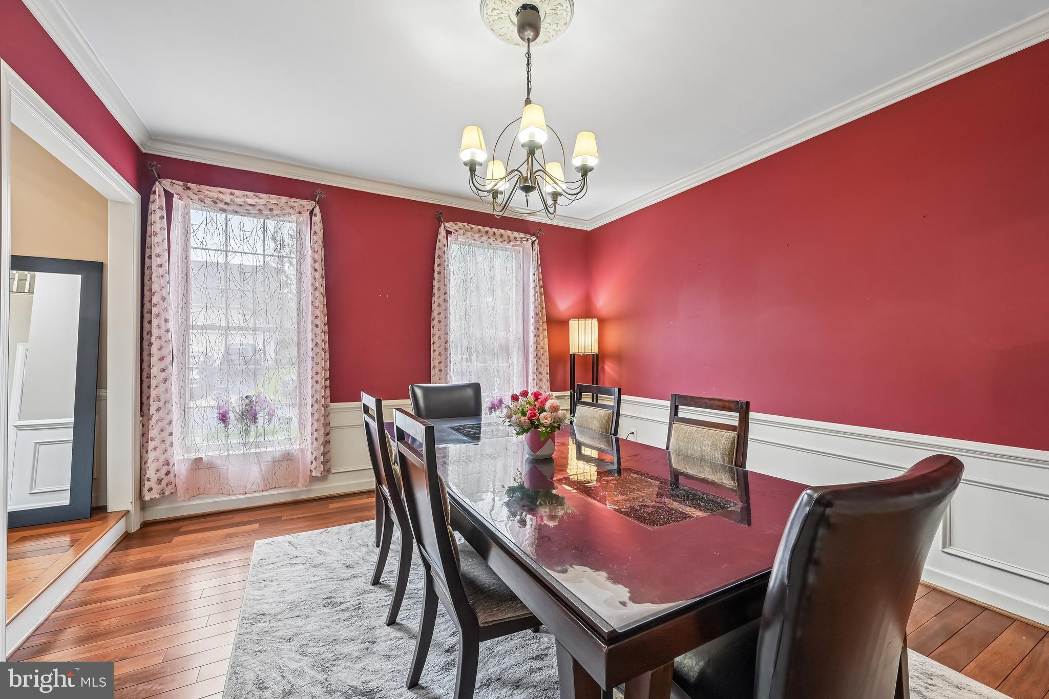WINDSOR KNOLLS - Residential