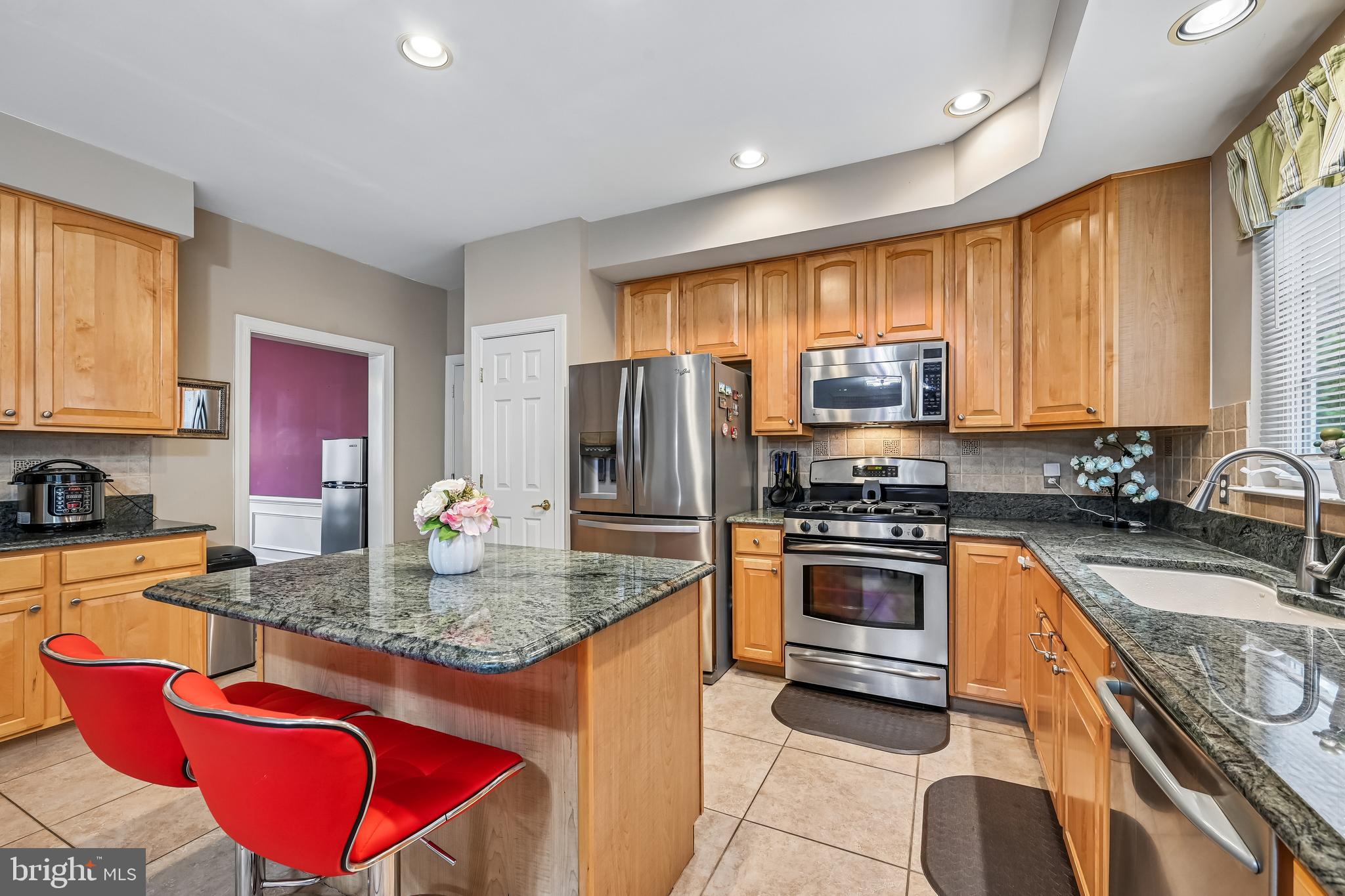 WINDSOR KNOLLS - Residential