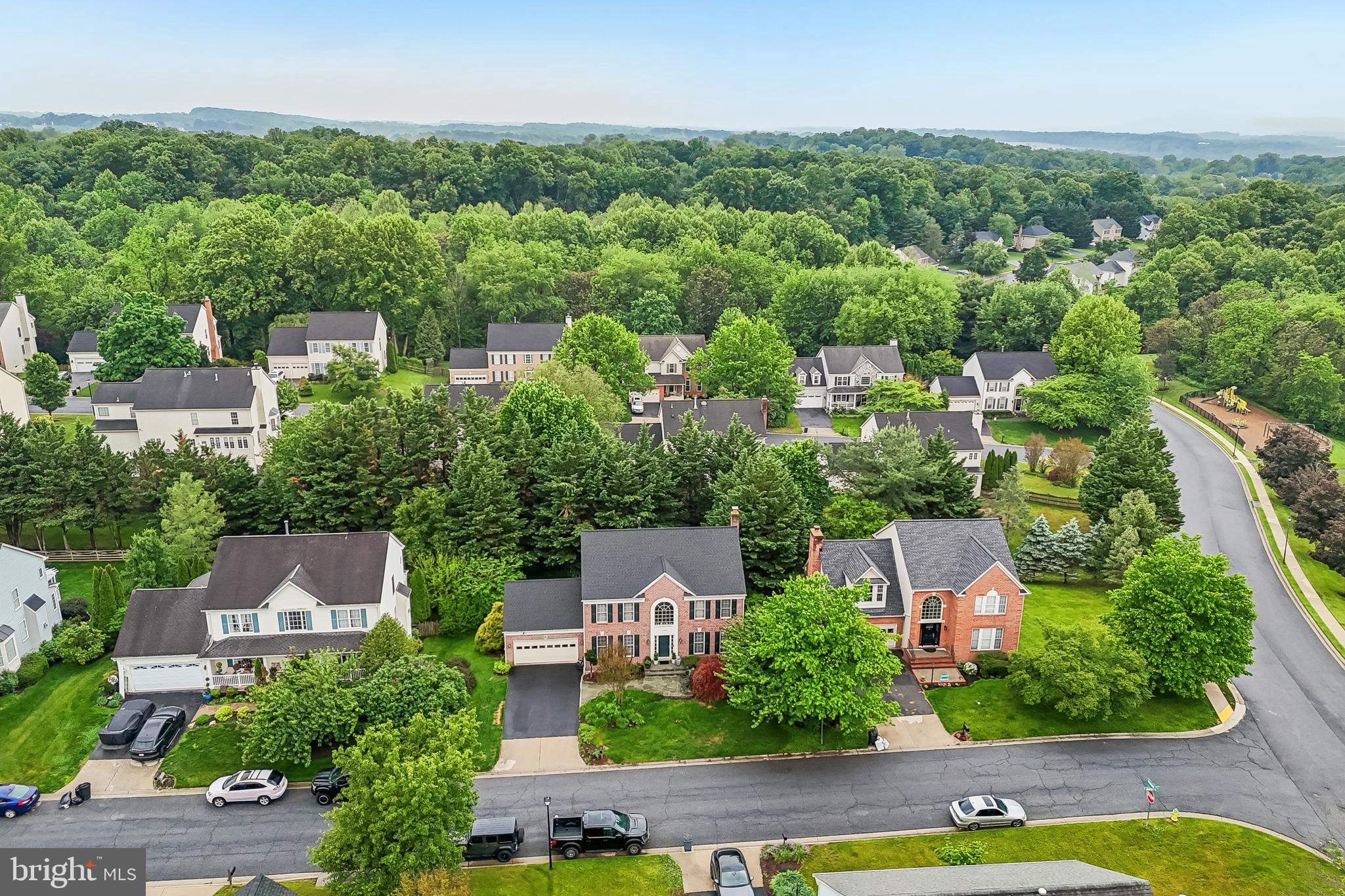 WINDSOR KNOLLS - Residential