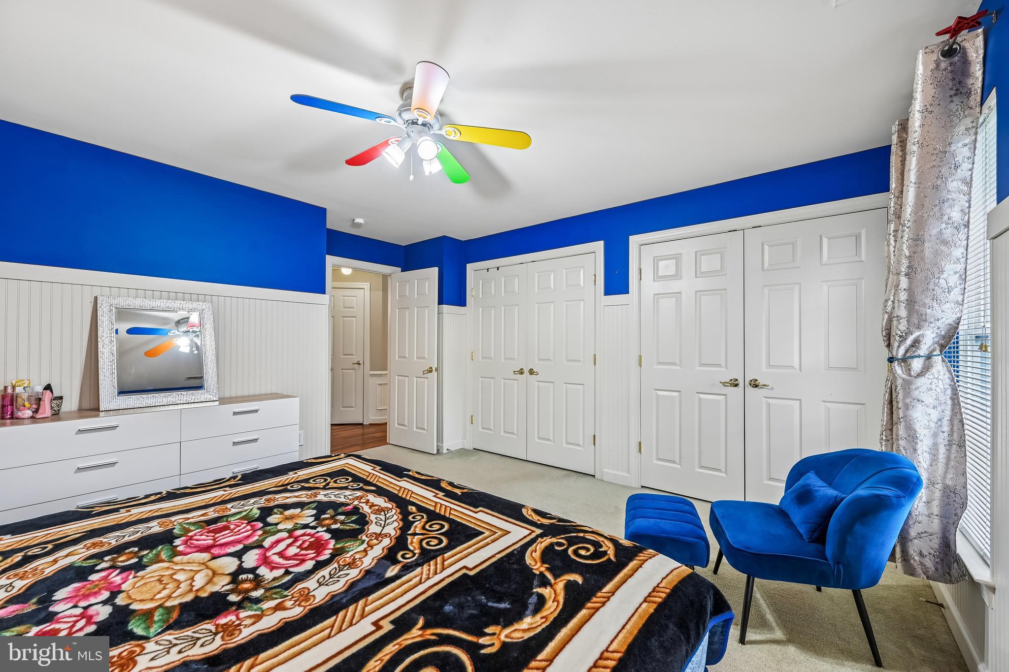 WINDSOR KNOLLS - Residential
