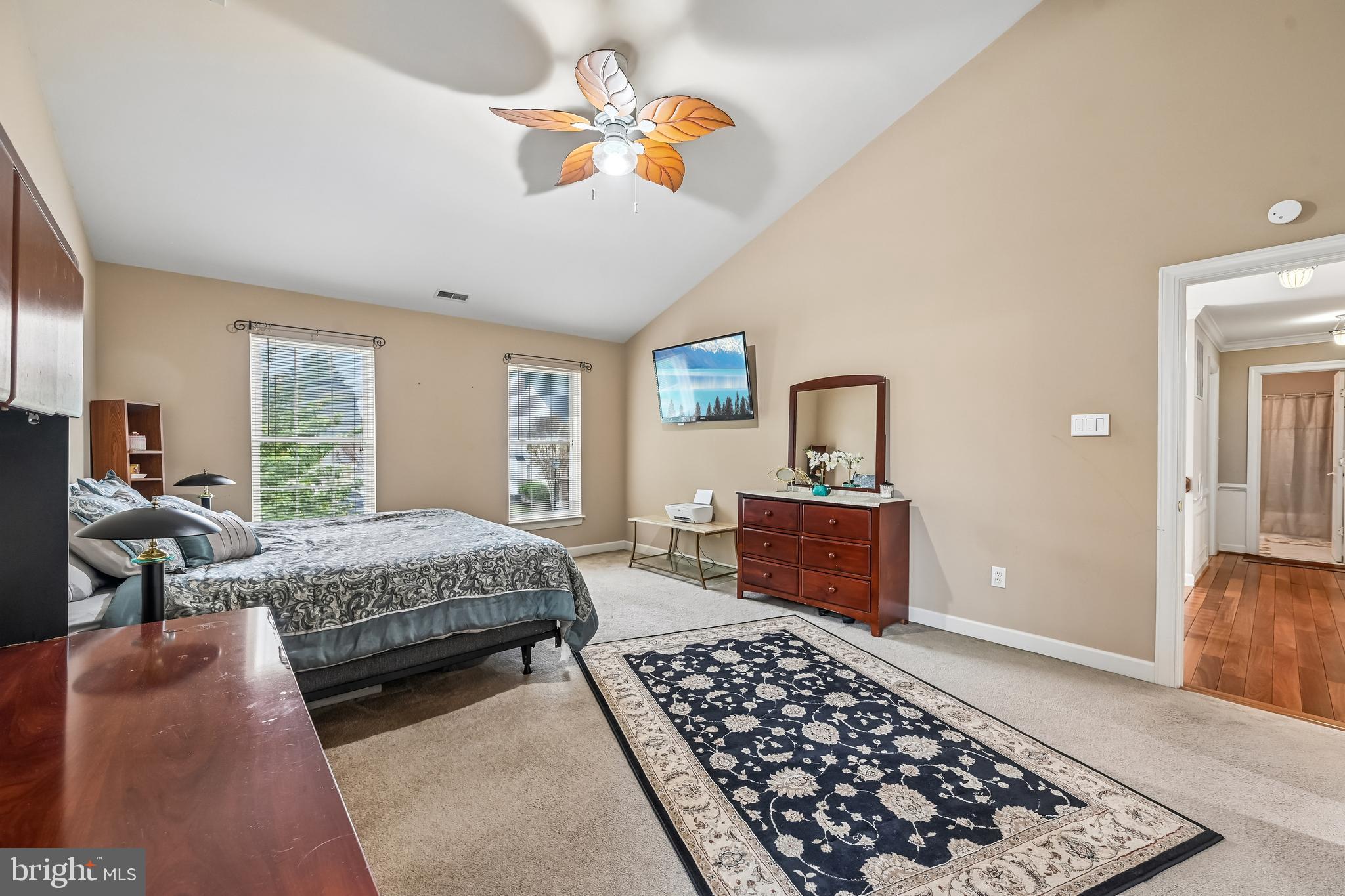 WINDSOR KNOLLS - Residential