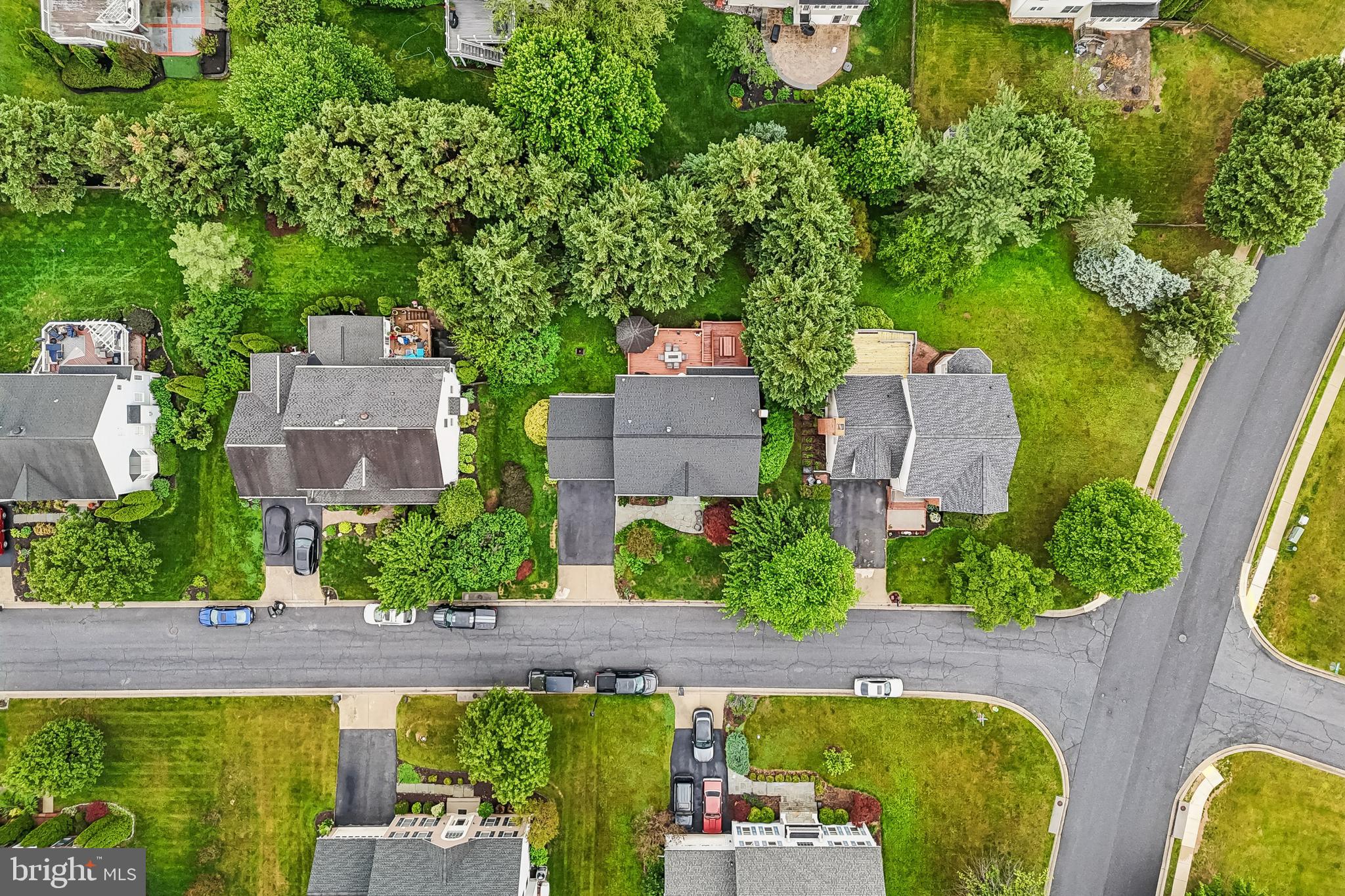 WINDSOR KNOLLS - Residential