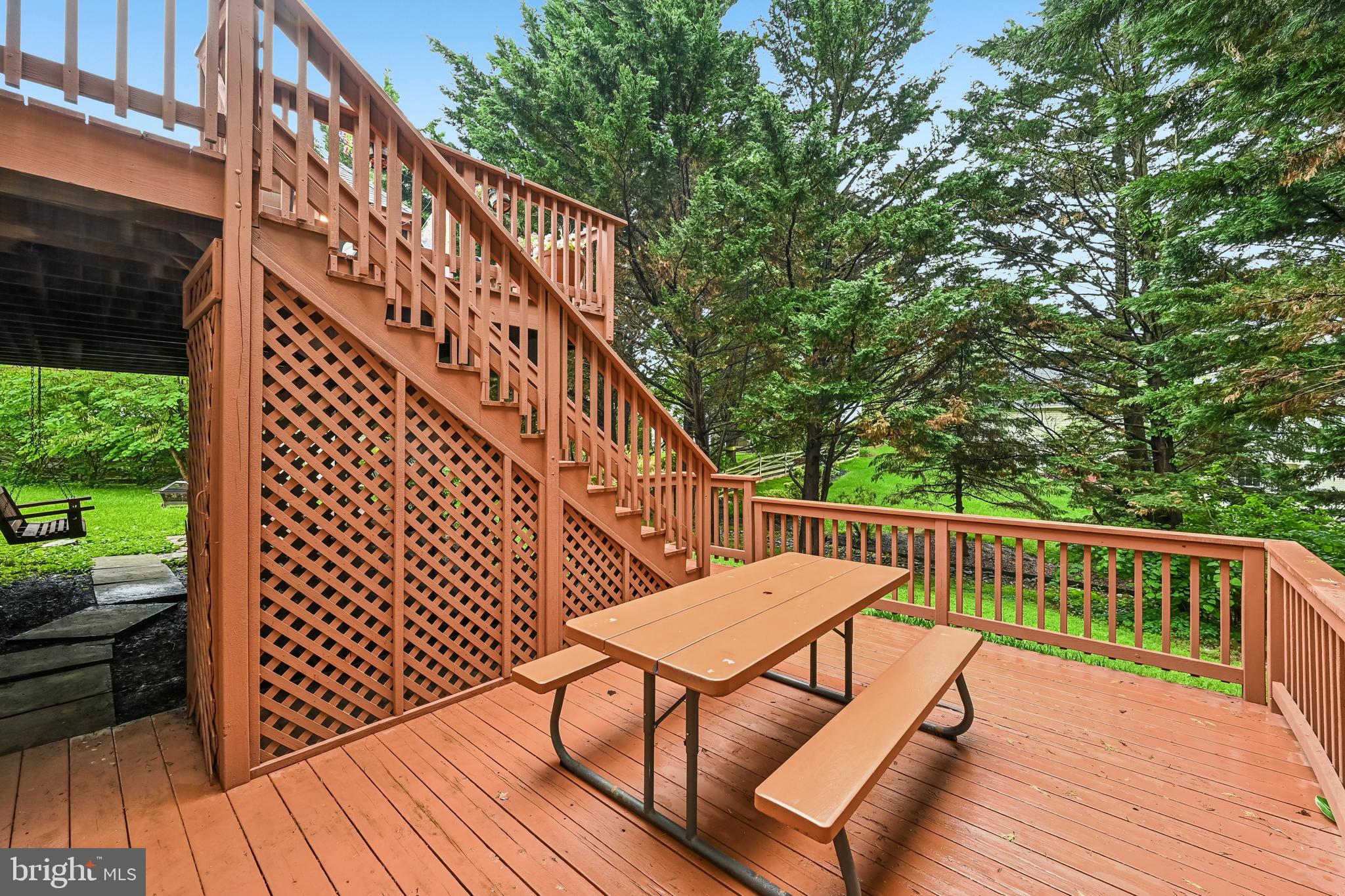 WINDSOR KNOLLS - Residential