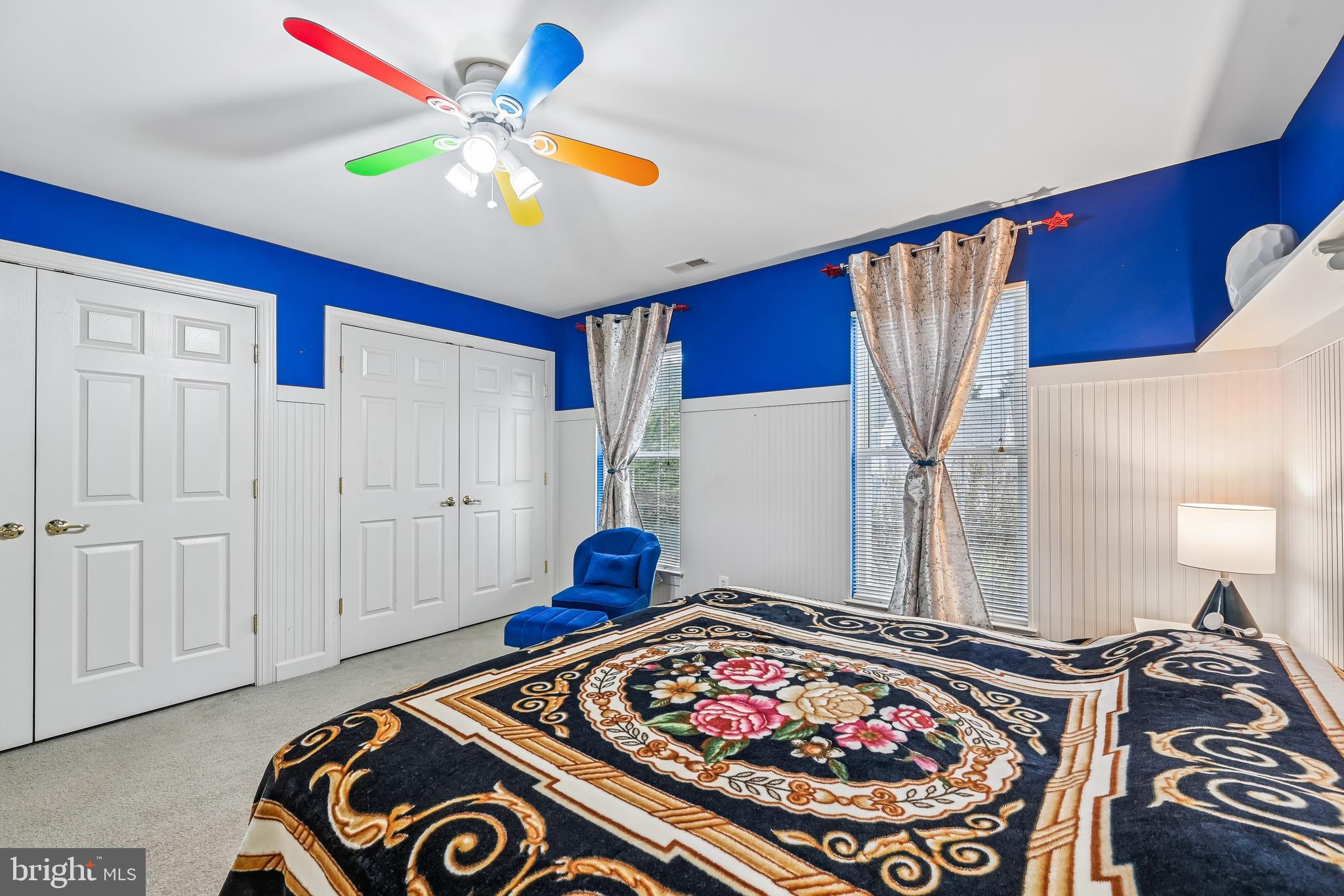 WINDSOR KNOLLS - Residential