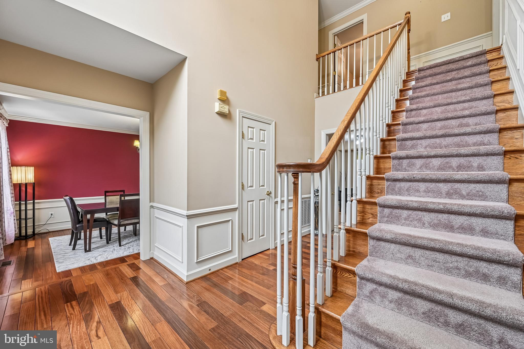 WINDSOR KNOLLS - Residential