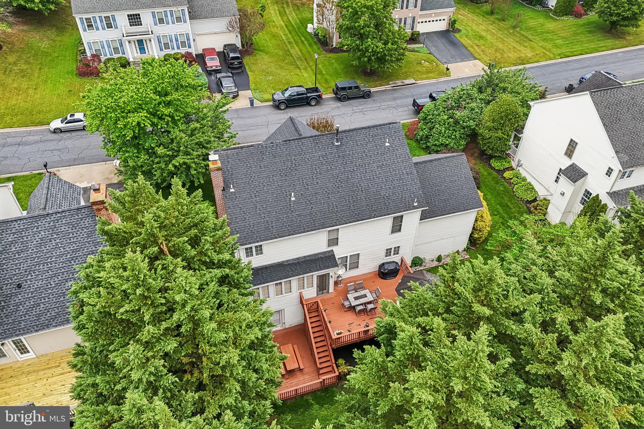 WINDSOR KNOLLS - Residential