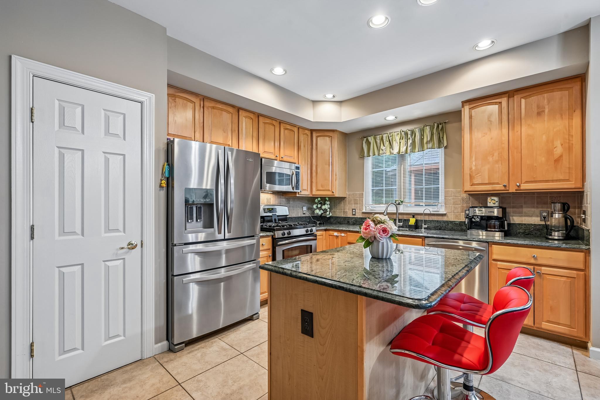 WINDSOR KNOLLS - Residential