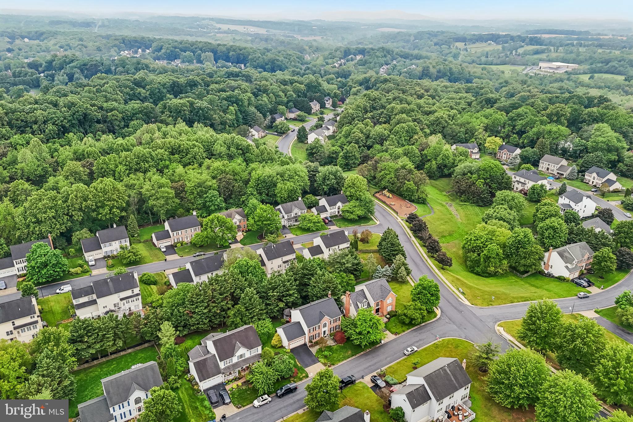 WINDSOR KNOLLS - Residential