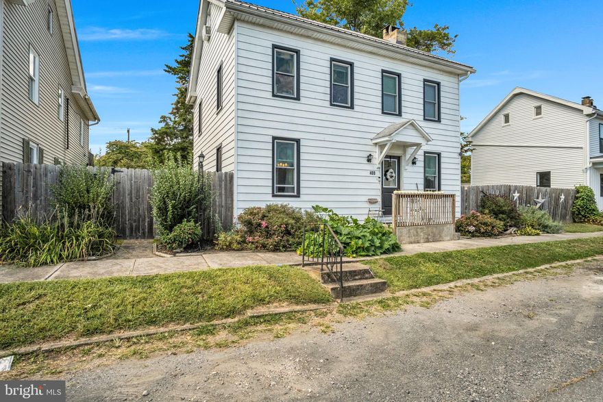 ***Price Adjustment*** Schedule your showing today! Welcome to this charming 4-bedroom, 1 full bath home in the heart of Liverpool Borough. Thoughtfully updated throughout, this home blends comfort and convenience with modern touches, including a brand-new water heater installed in 2025.
Enjoy the spacious, private back patio and yard—perfect for relaxing or entertaining. Ideally located within walking distance to local shops, dining, and town amenities, this home offers the best of small-town living with everyday convenience.
Don’t miss the opportunity to make this welcoming Liverpool home your own!