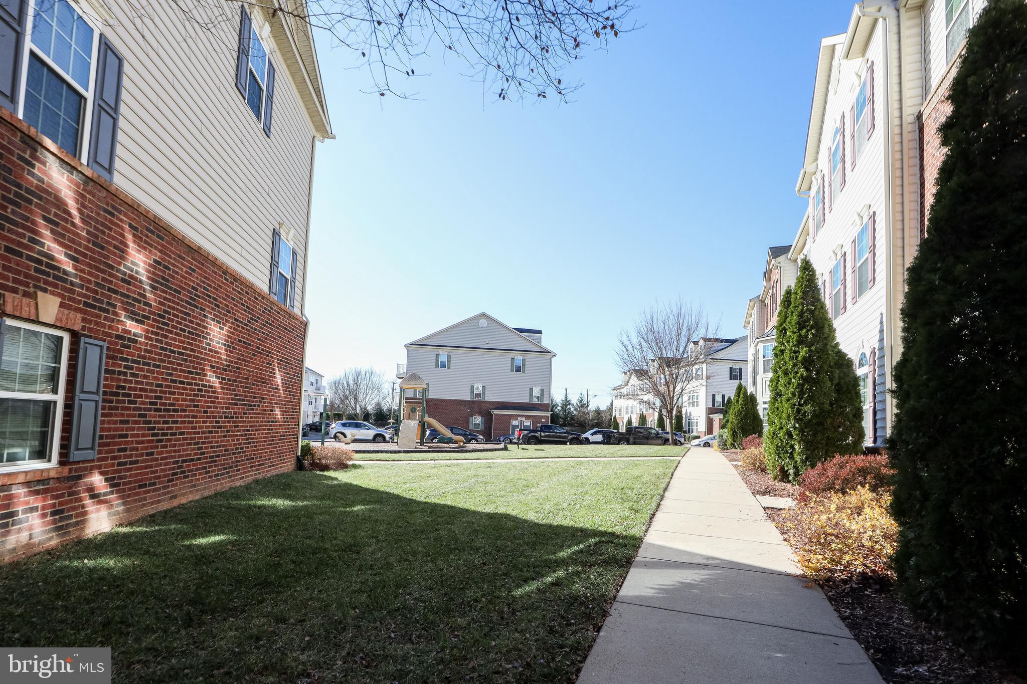 ARCOLA TOWN CENTER CONDO - Residential