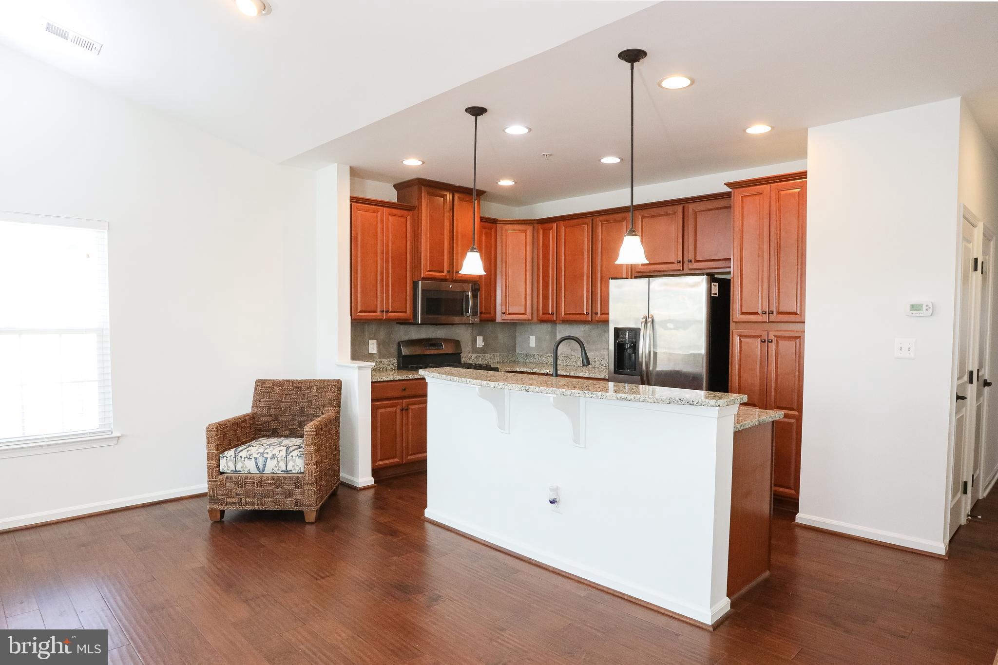 ARCOLA TOWN CENTER CONDO - Residential