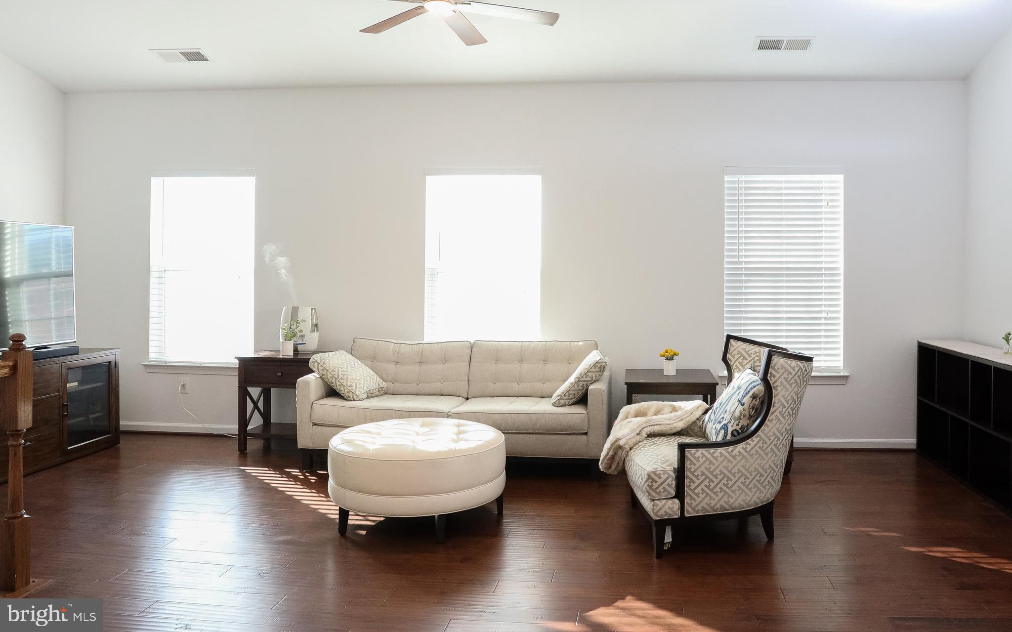 ARCOLA TOWN CENTER CONDO - Residential