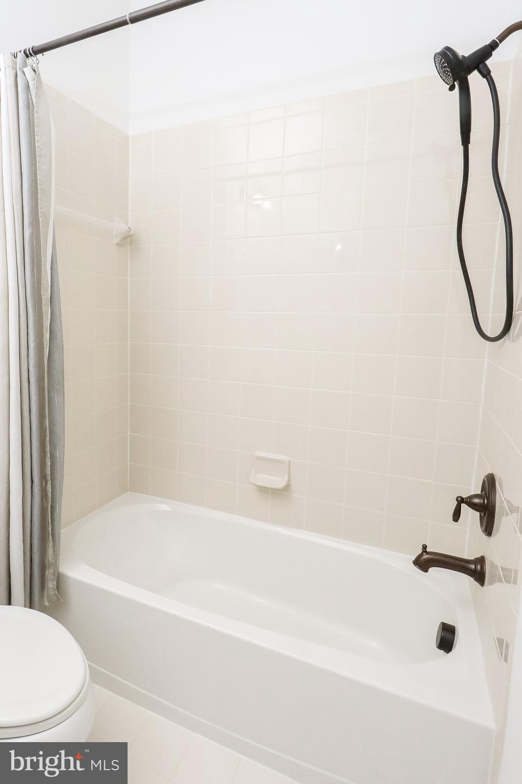 ARCOLA TOWN CENTER CONDO - Residential