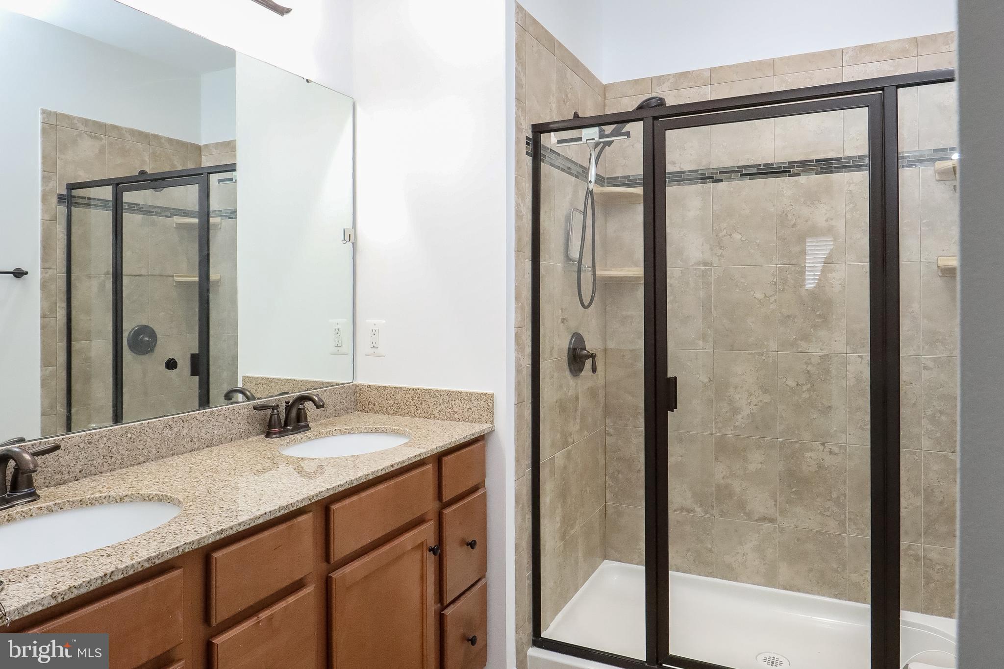 ARCOLA TOWN CENTER CONDO - Residential