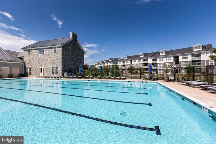 ARCOLA TOWN CENTER CONDO - Residential