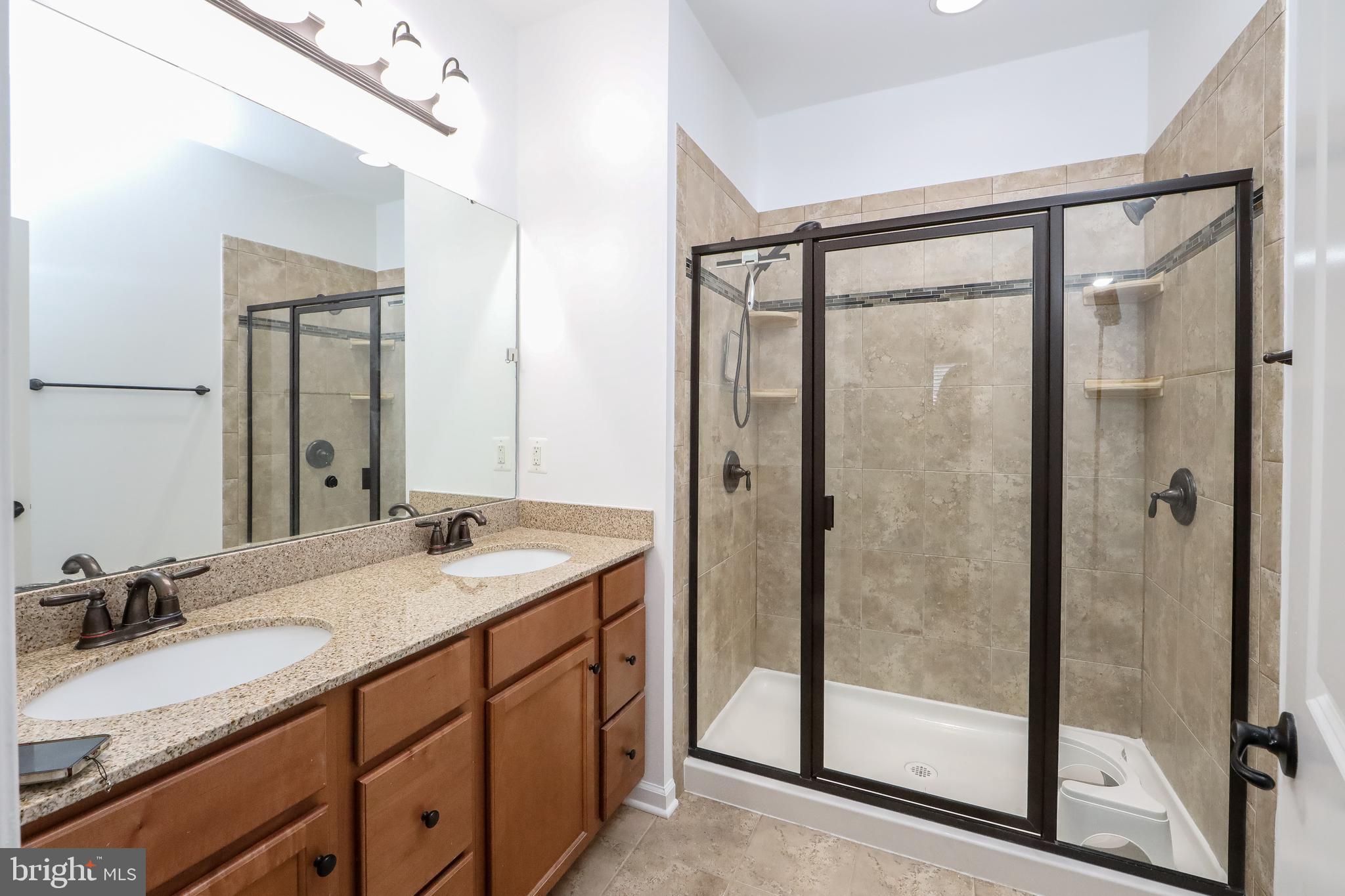 ARCOLA TOWN CENTER CONDO - Residential