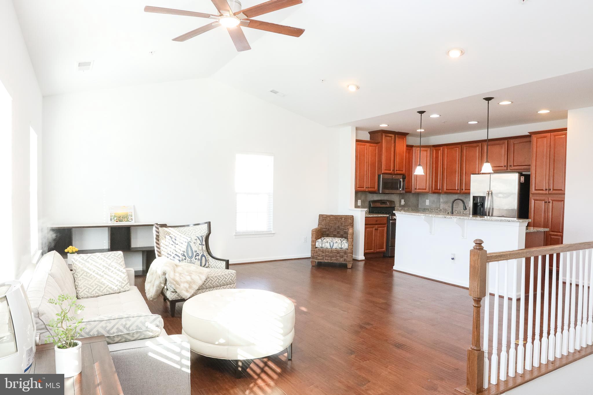 ARCOLA TOWN CENTER CONDO - Residential