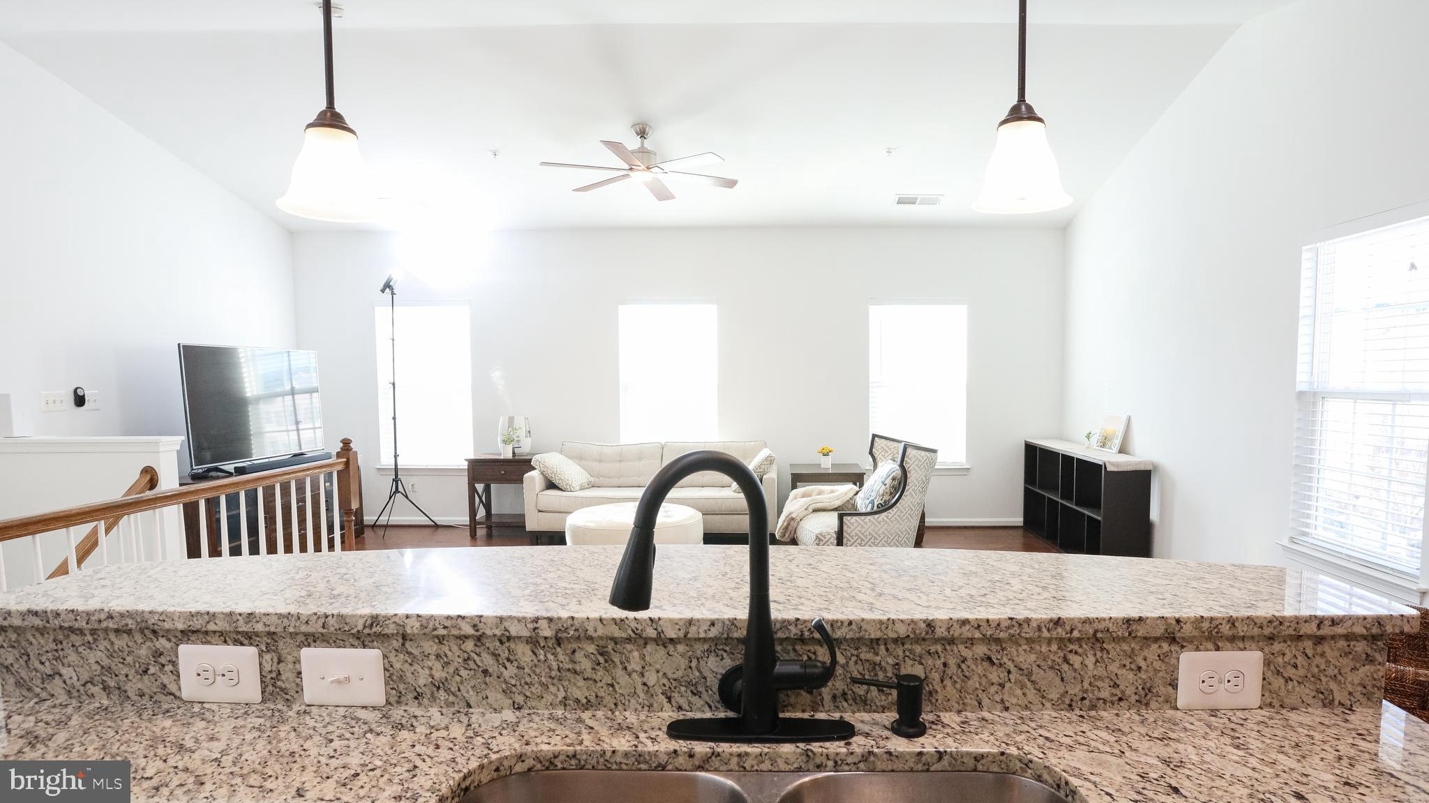 ARCOLA TOWN CENTER CONDO - Residential