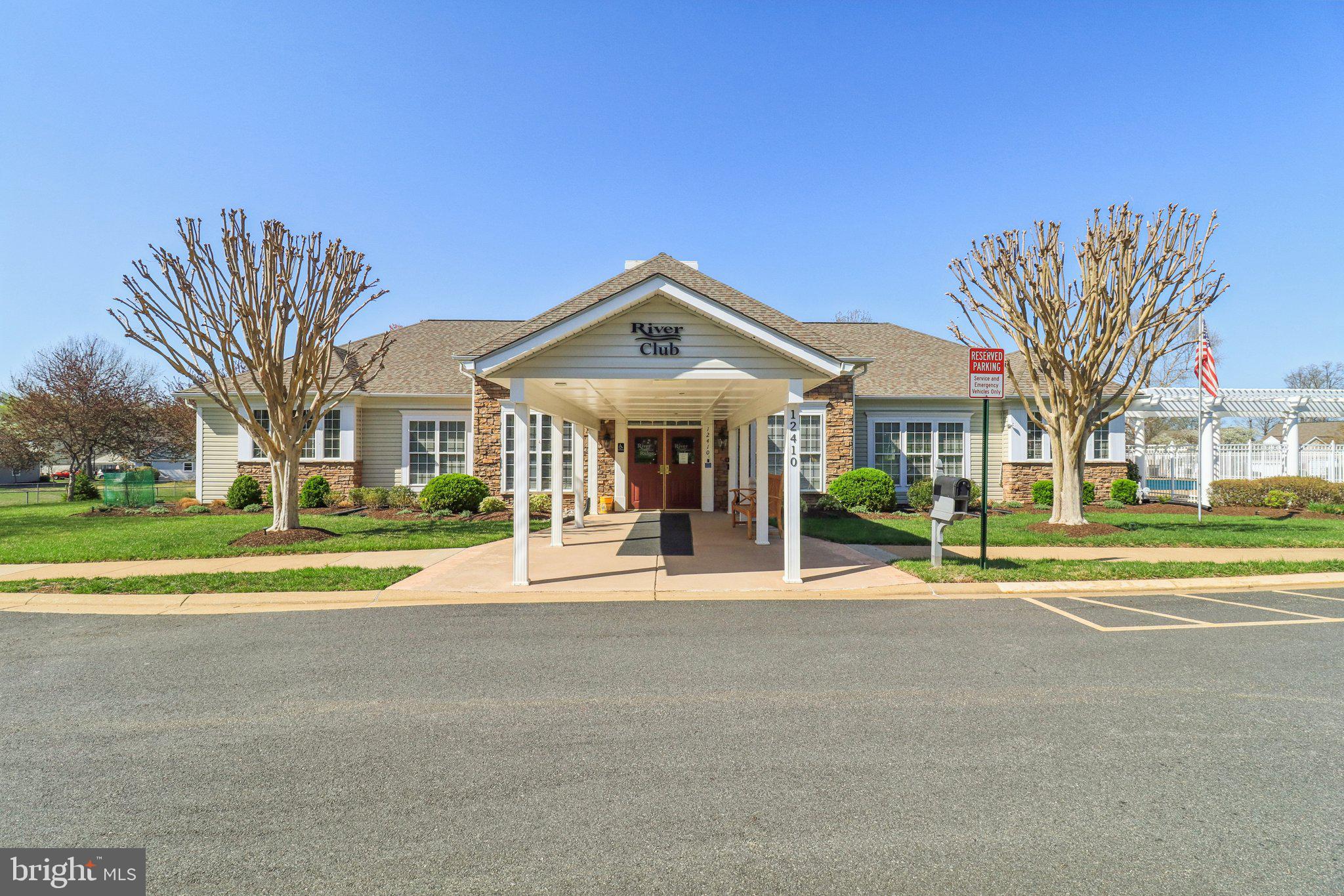 RIVER RIDGE - Residential