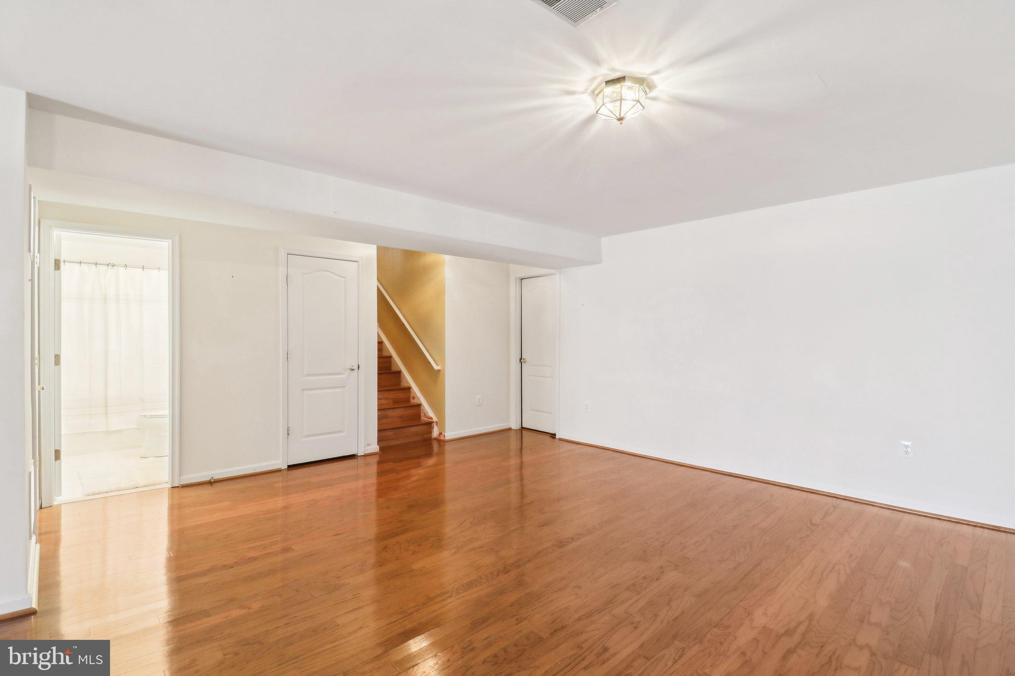 RIVER RIDGE - Residential