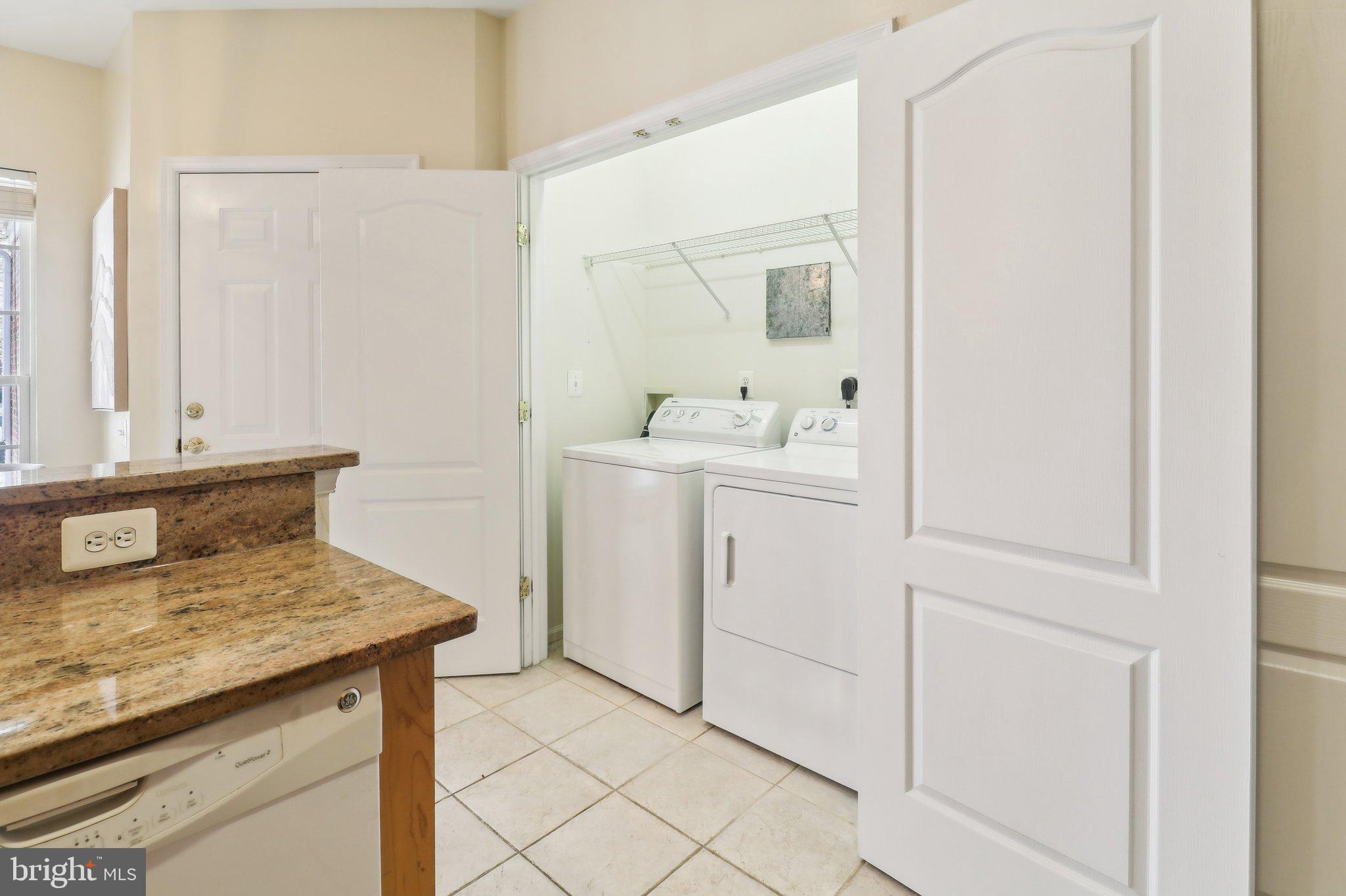 RIVER RIDGE - Residential