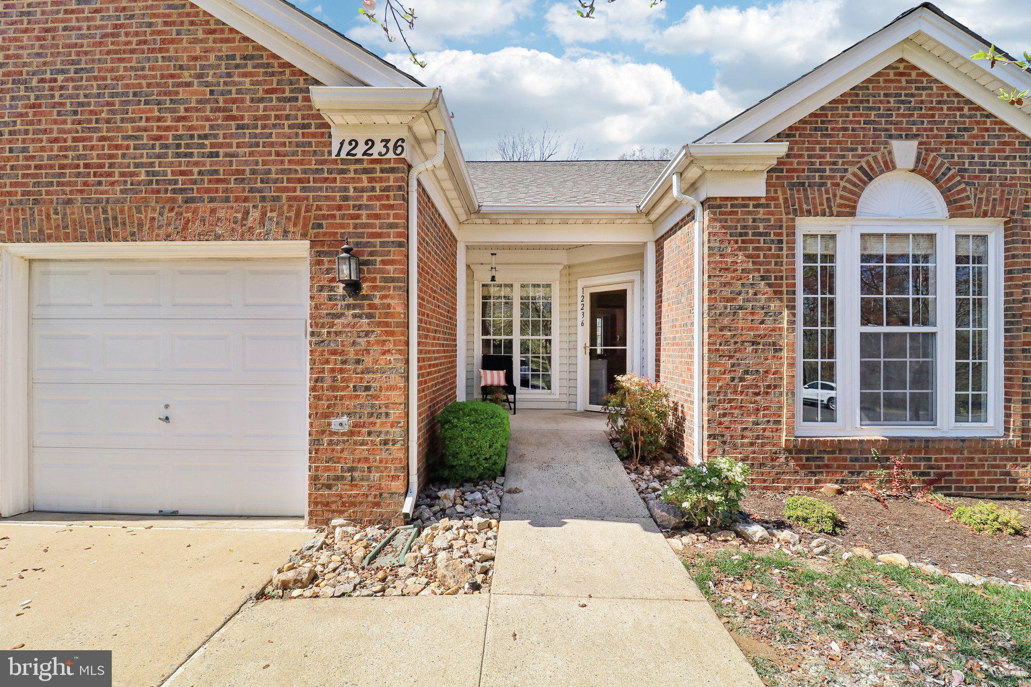 RIVER RIDGE - Residential