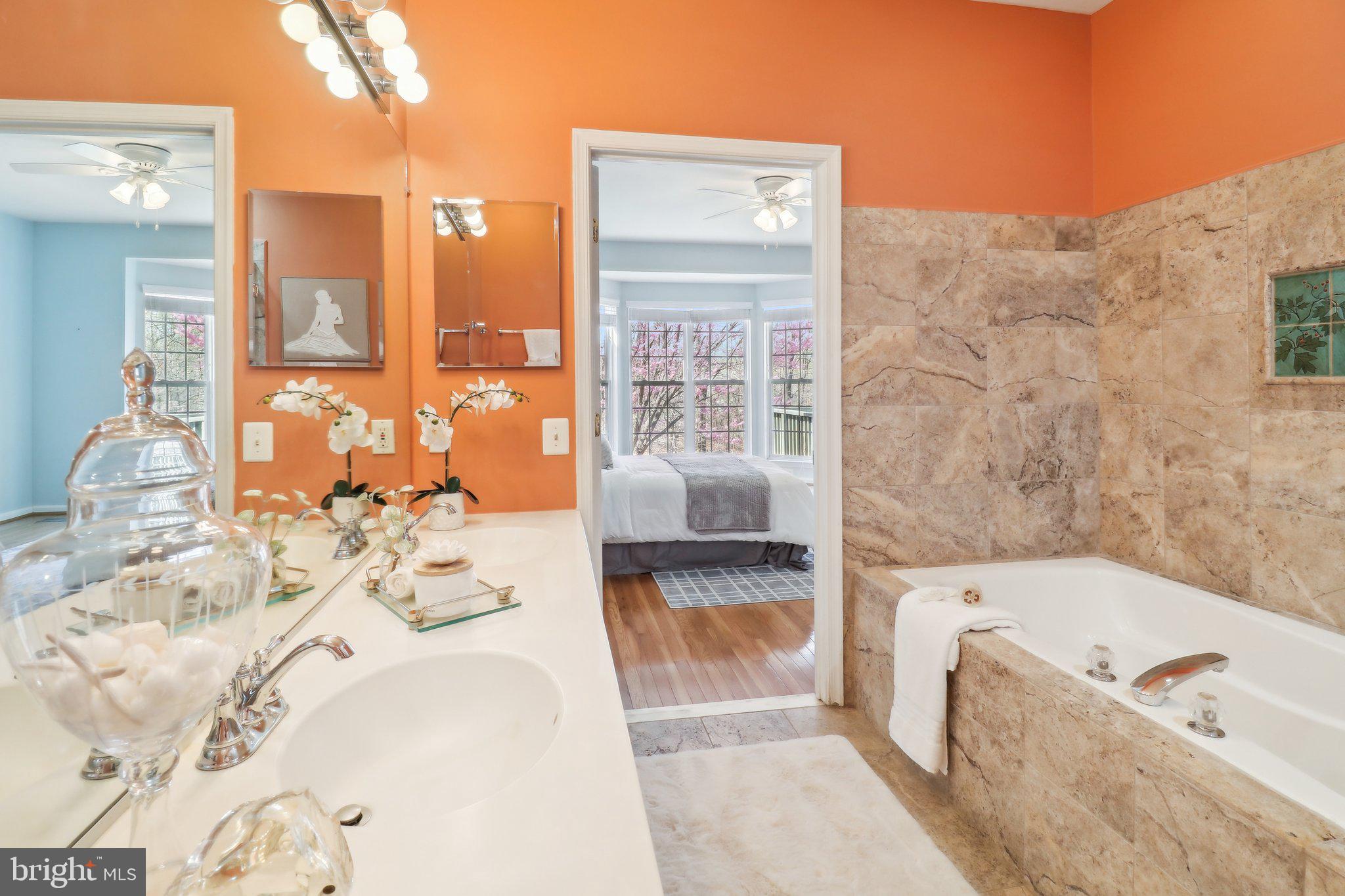 RIVER RIDGE - Residential