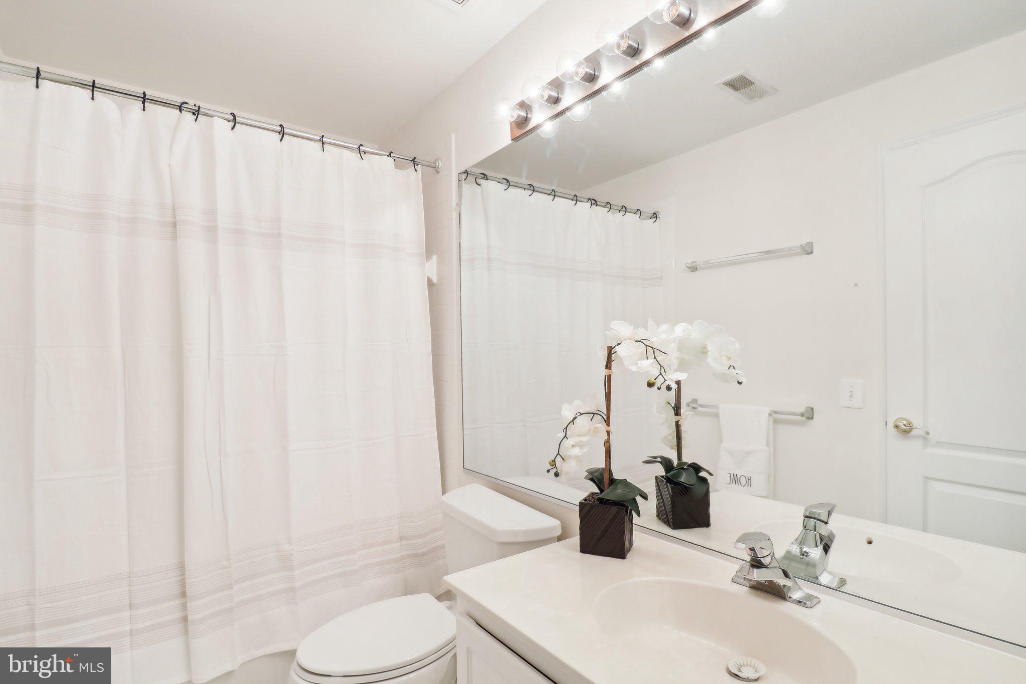 RIVER RIDGE - Residential