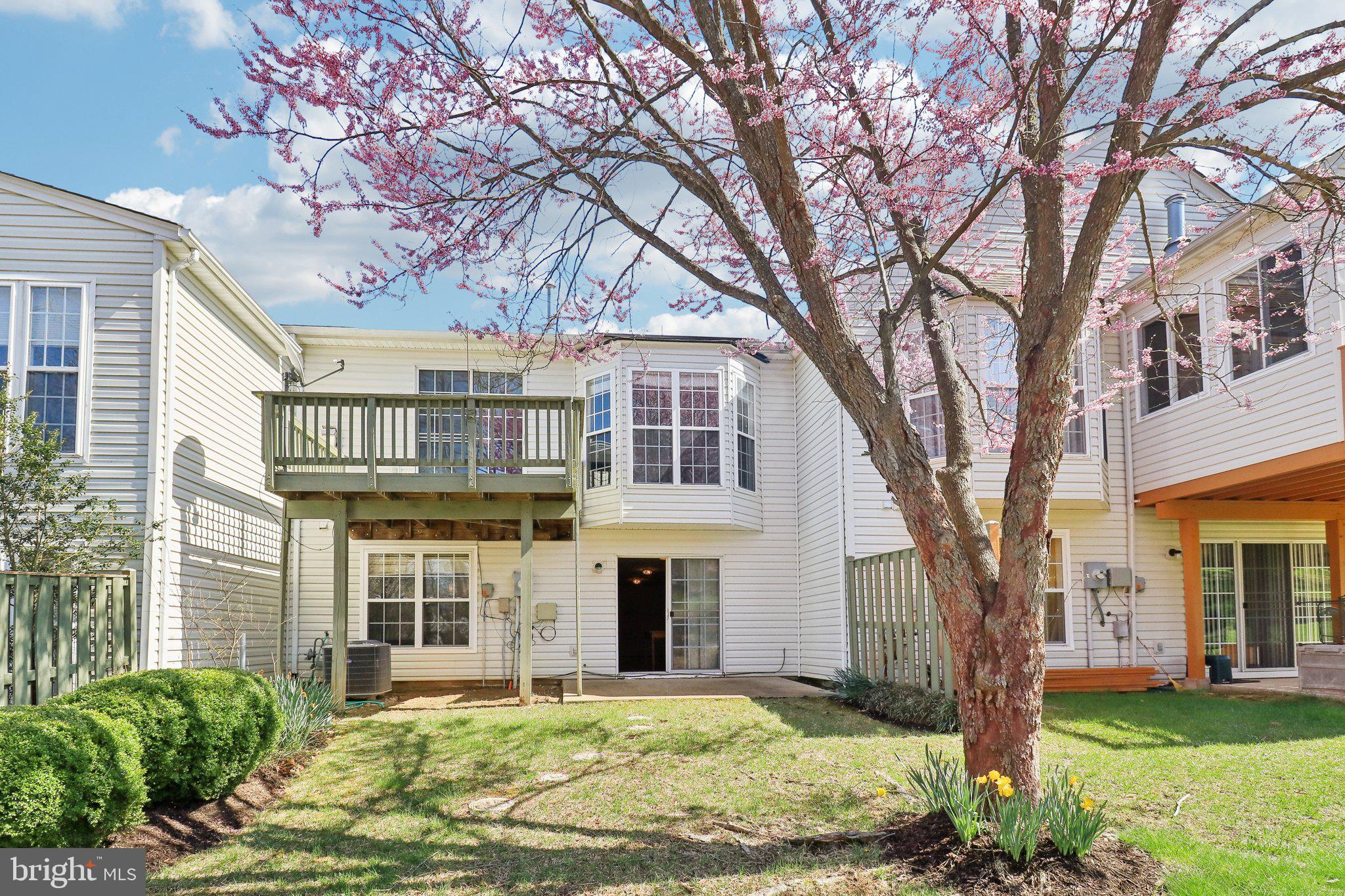 RIVER RIDGE - Residential