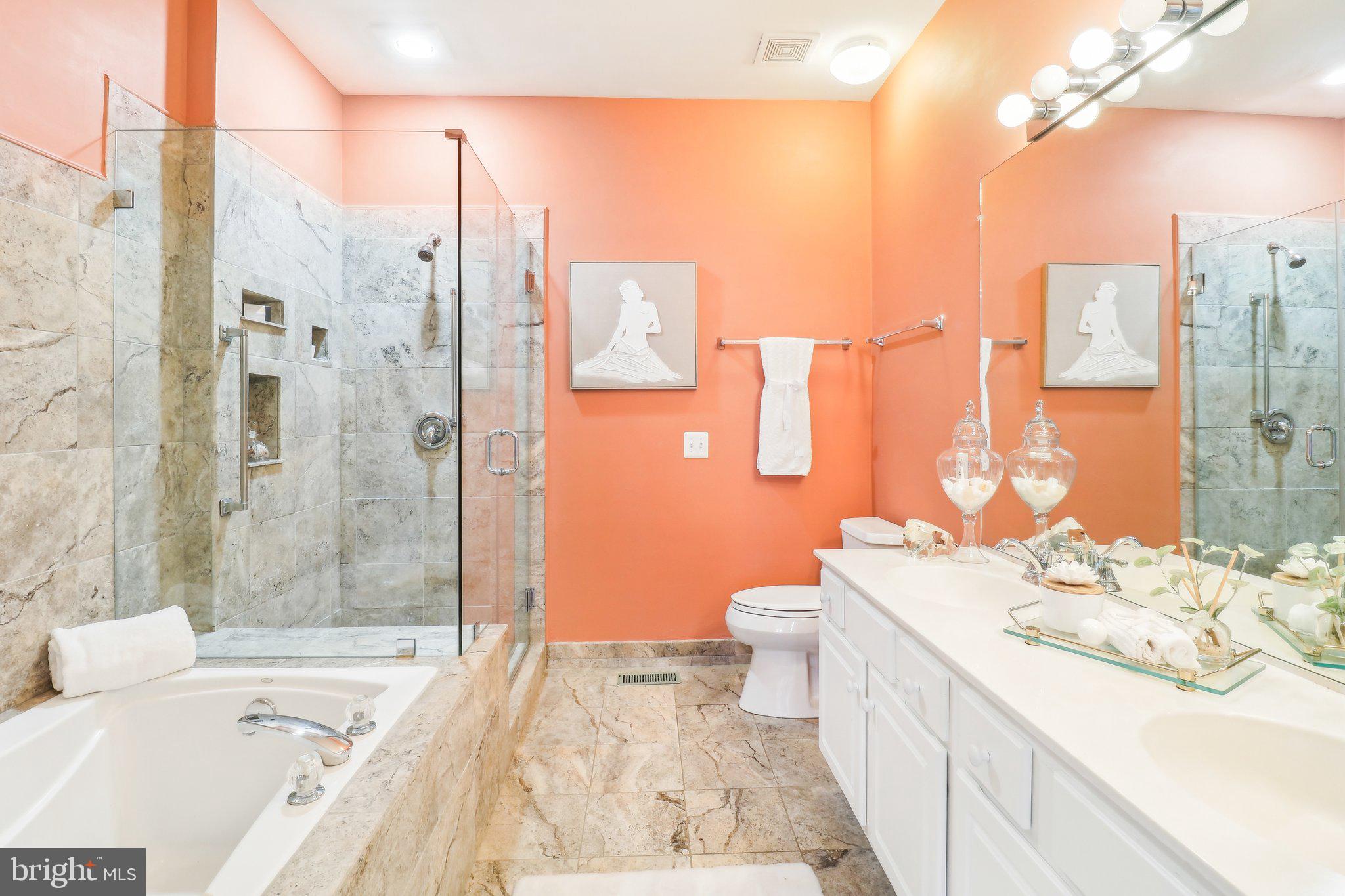 RIVER RIDGE - Residential