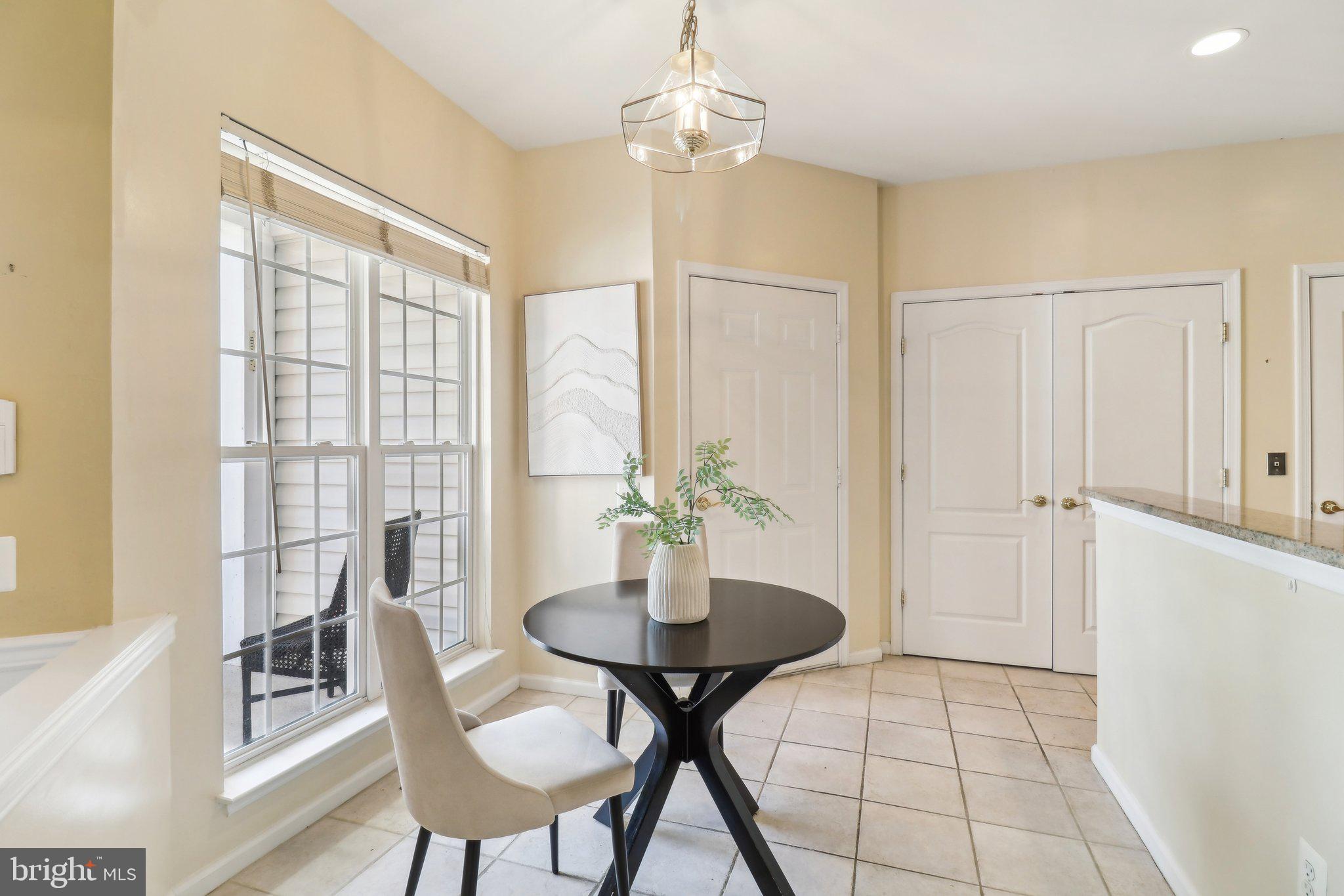 RIVER RIDGE - Residential