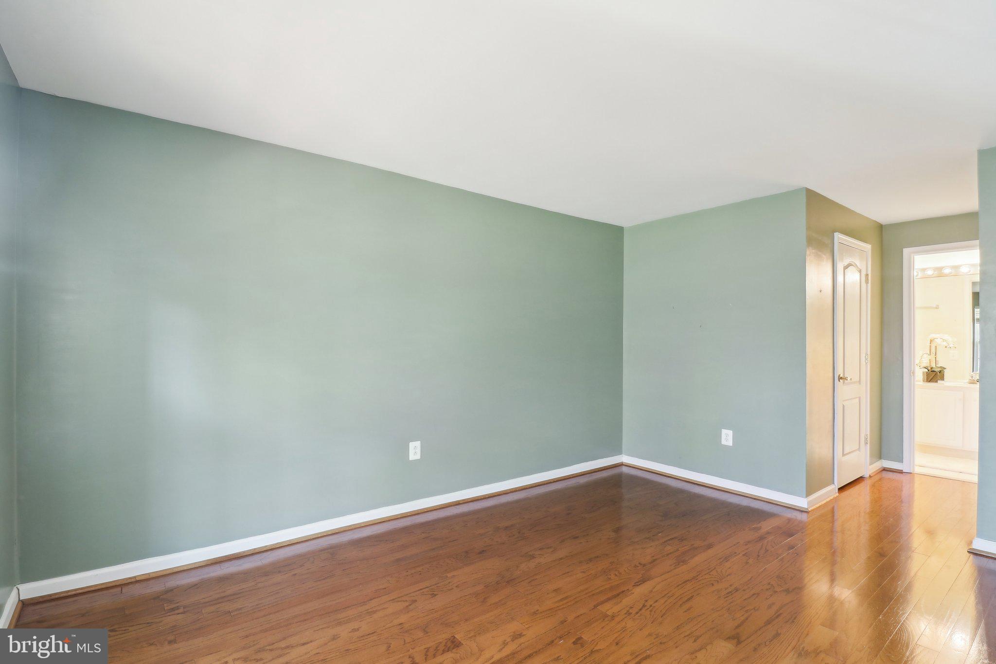 RIVER RIDGE - Residential