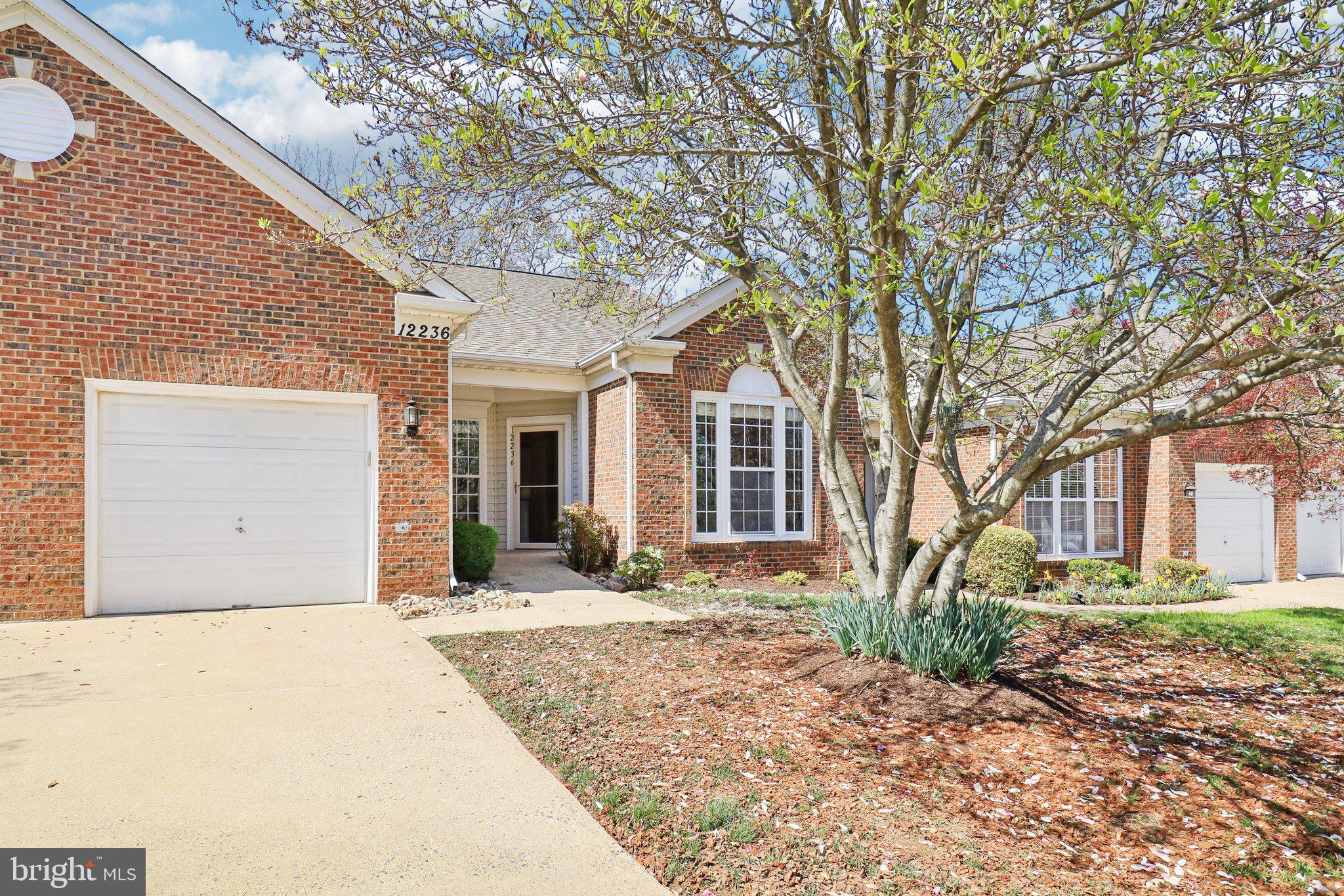 RIVER RIDGE - Residential