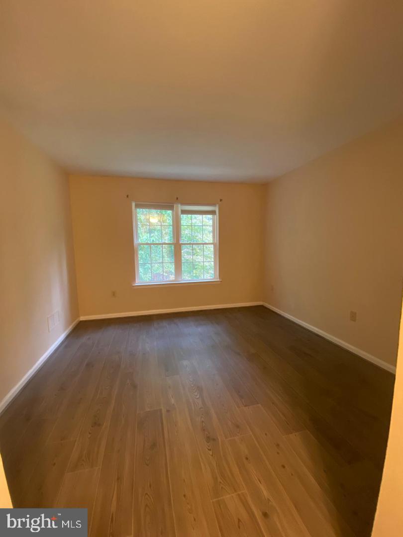 BALLINAHINCH - Residential Lease