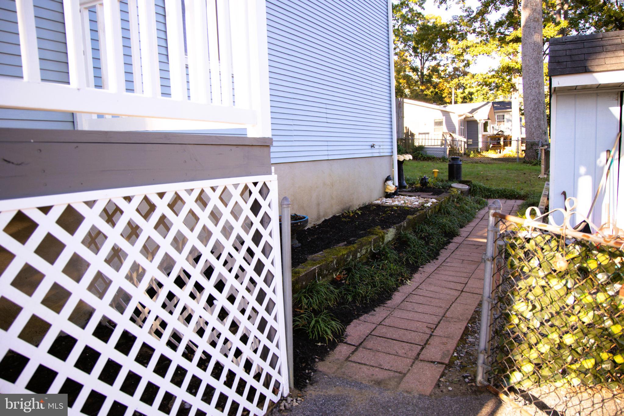 LONDONTOWN - Residential