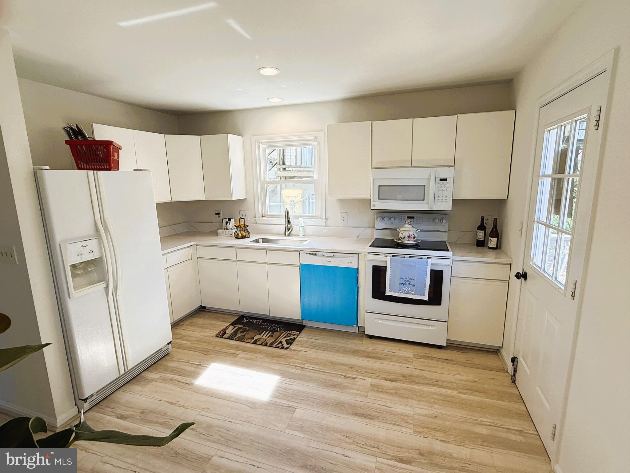 LONDONTOWN - Residential