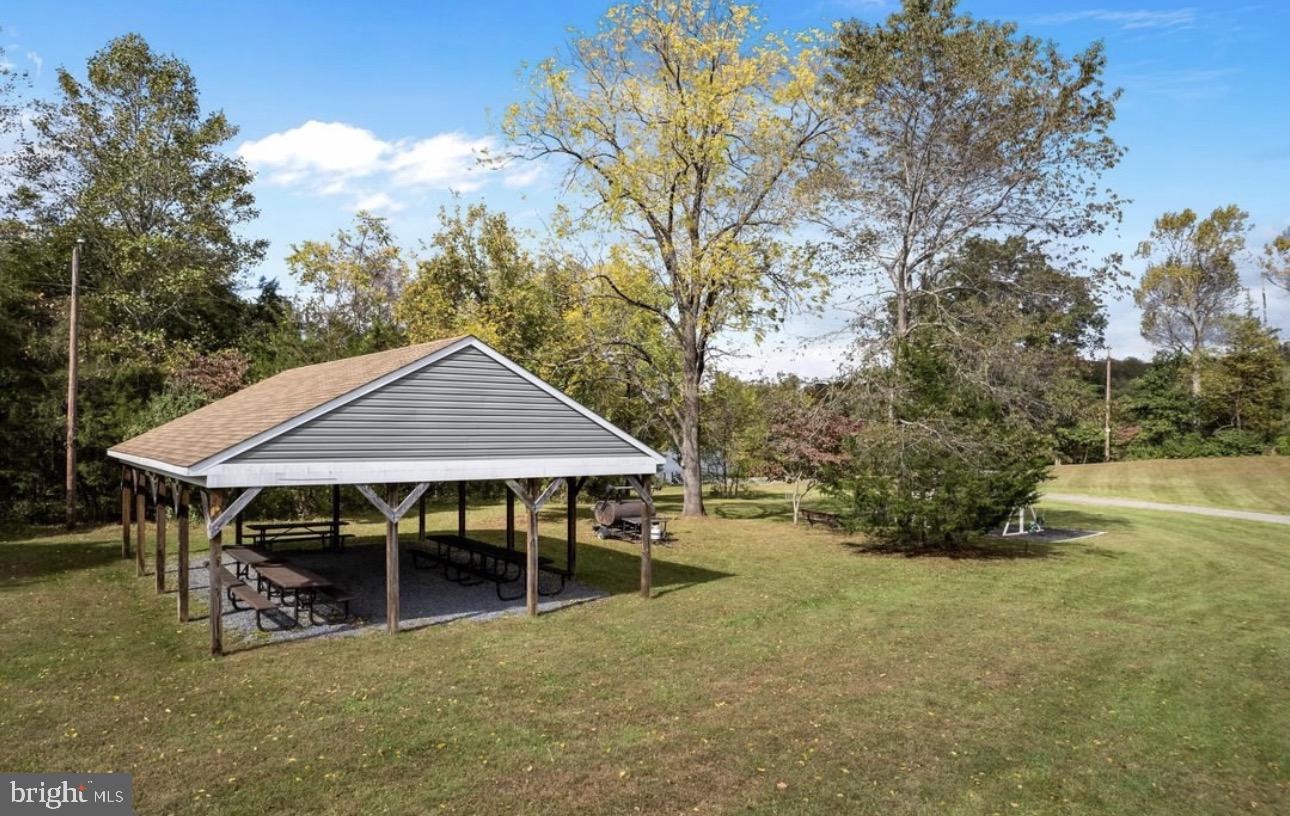 SPRING LAKE ESTATES - Residential