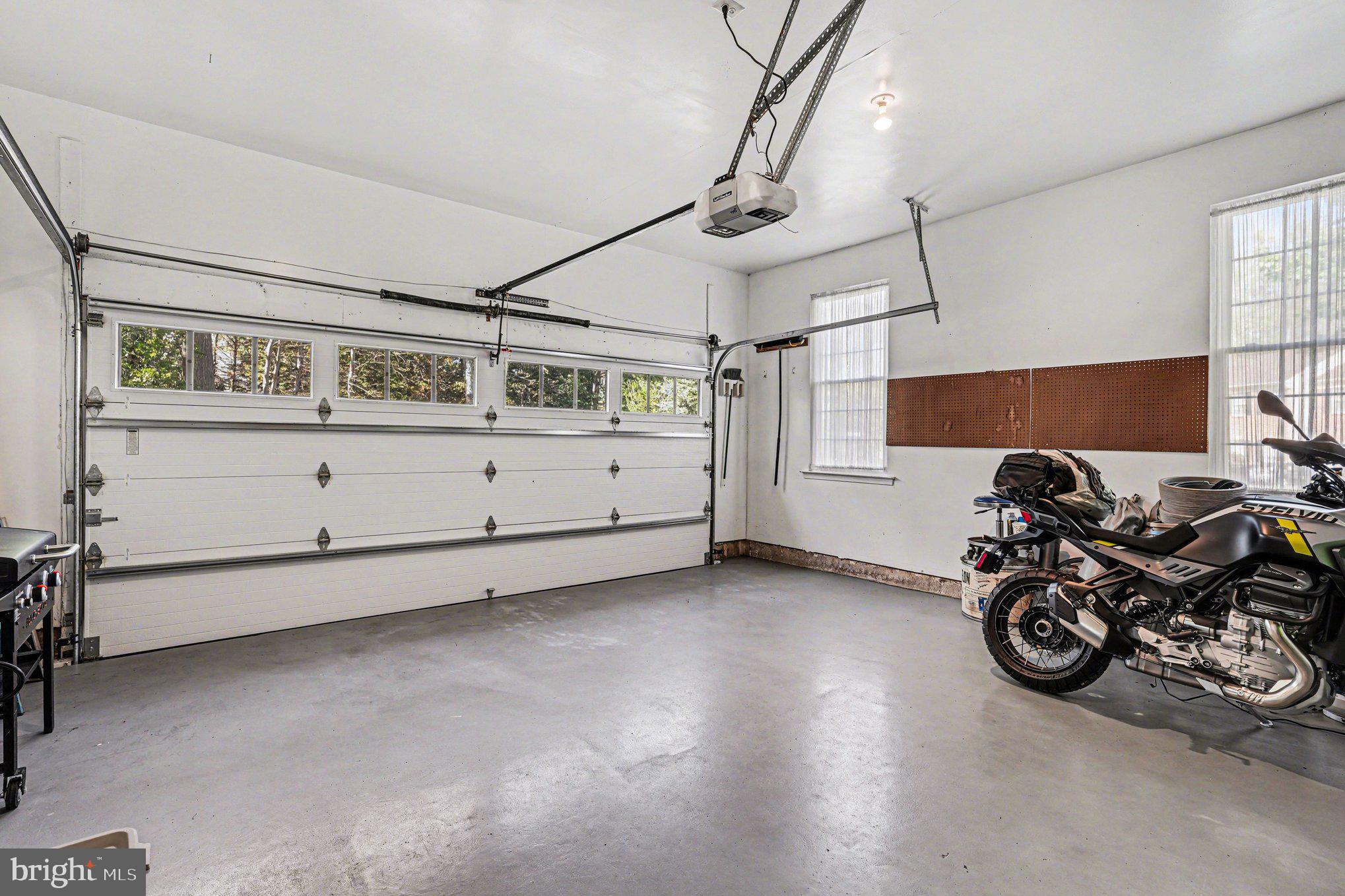 SPRING LAKE ESTATES - Residential