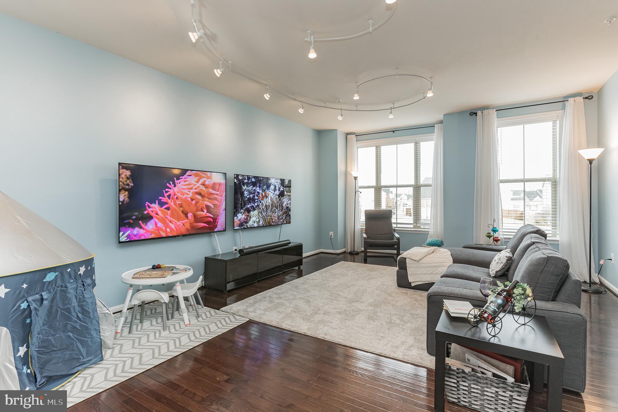 MANORS AT BALLENGER CREEK - Residential