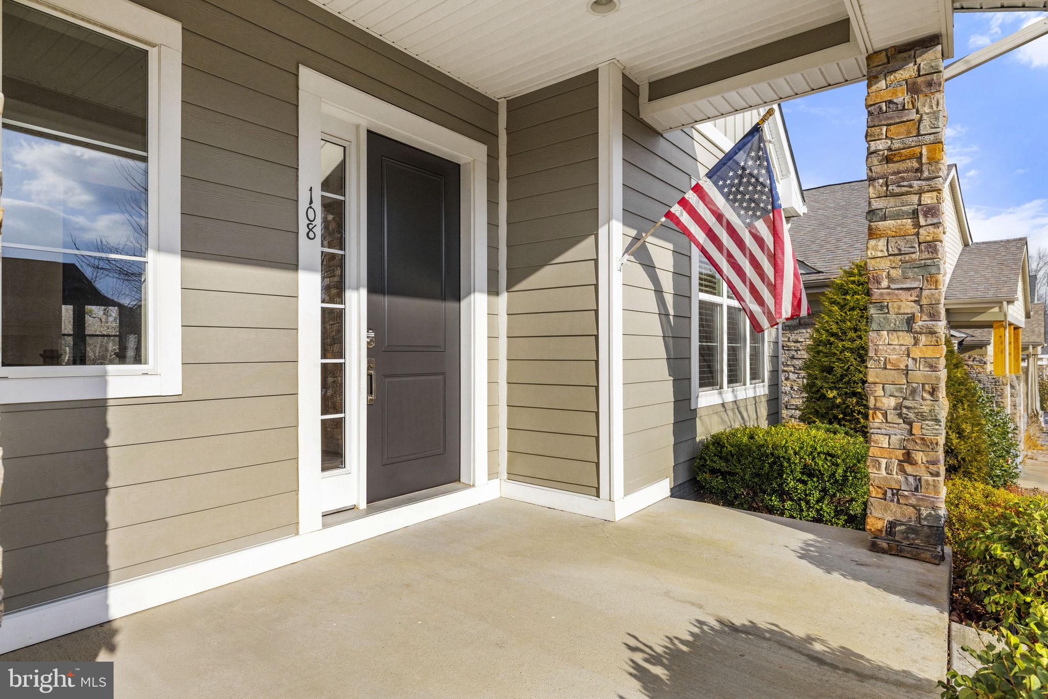 SHENANDOAH, LAKE FREDERICK - Residential