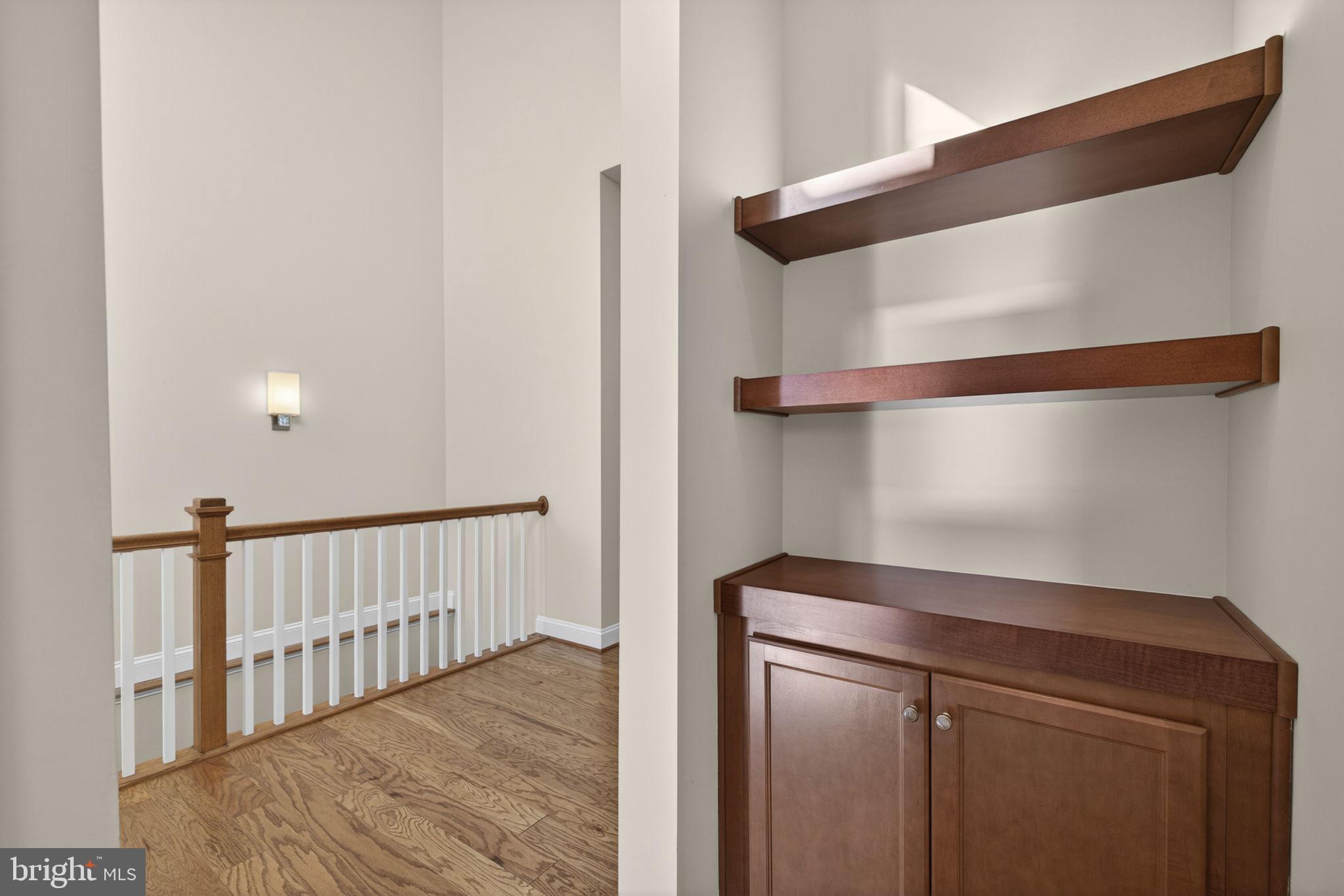 SHENANDOAH, LAKE FREDERICK - Residential