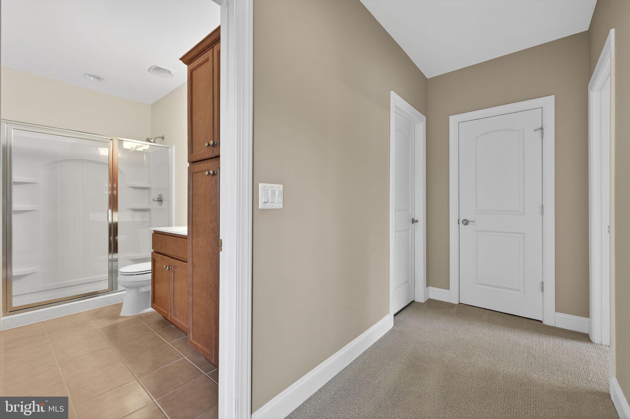 SHENANDOAH, LAKE FREDERICK - Residential