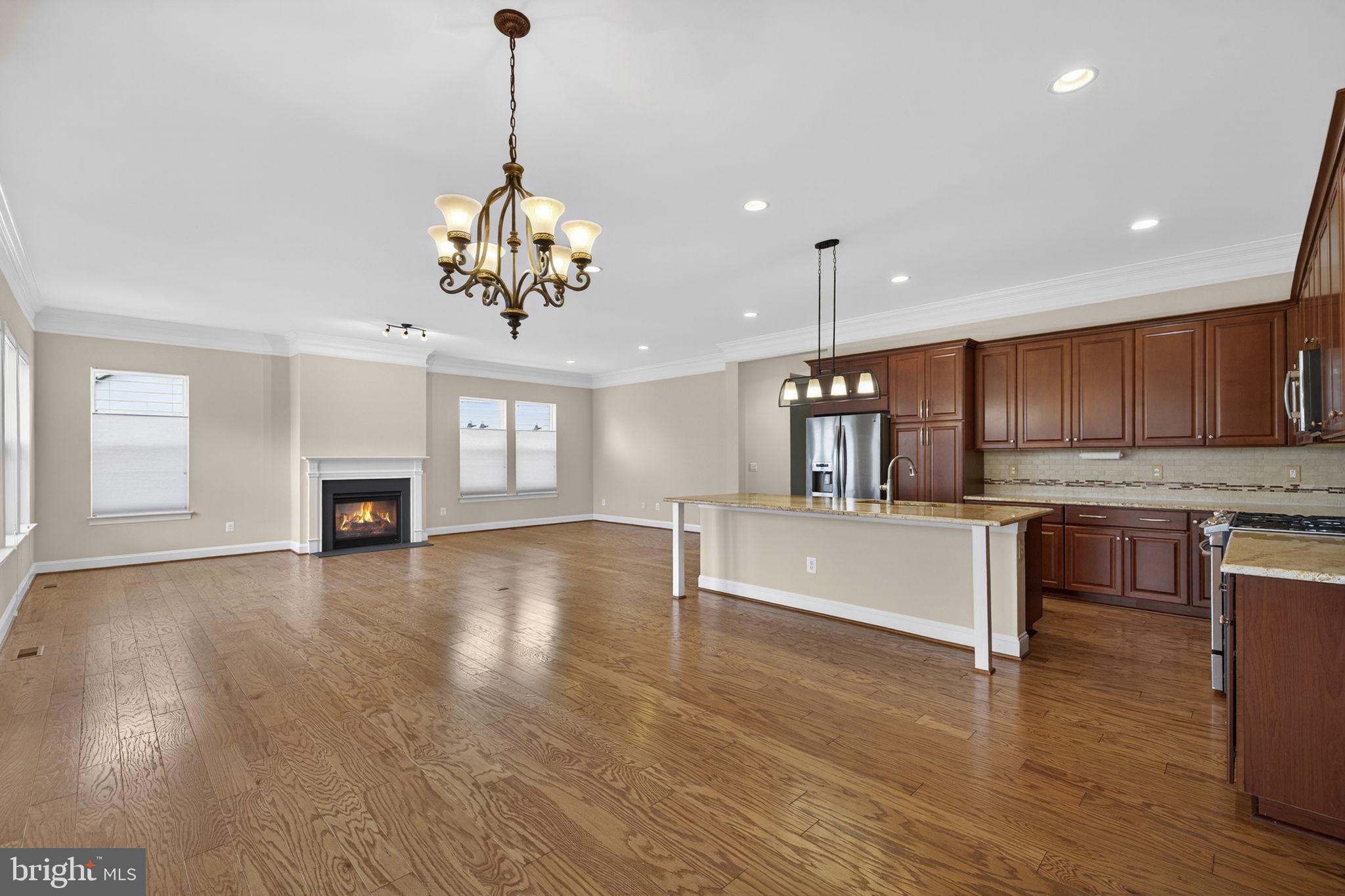 SHENANDOAH, LAKE FREDERICK - Residential