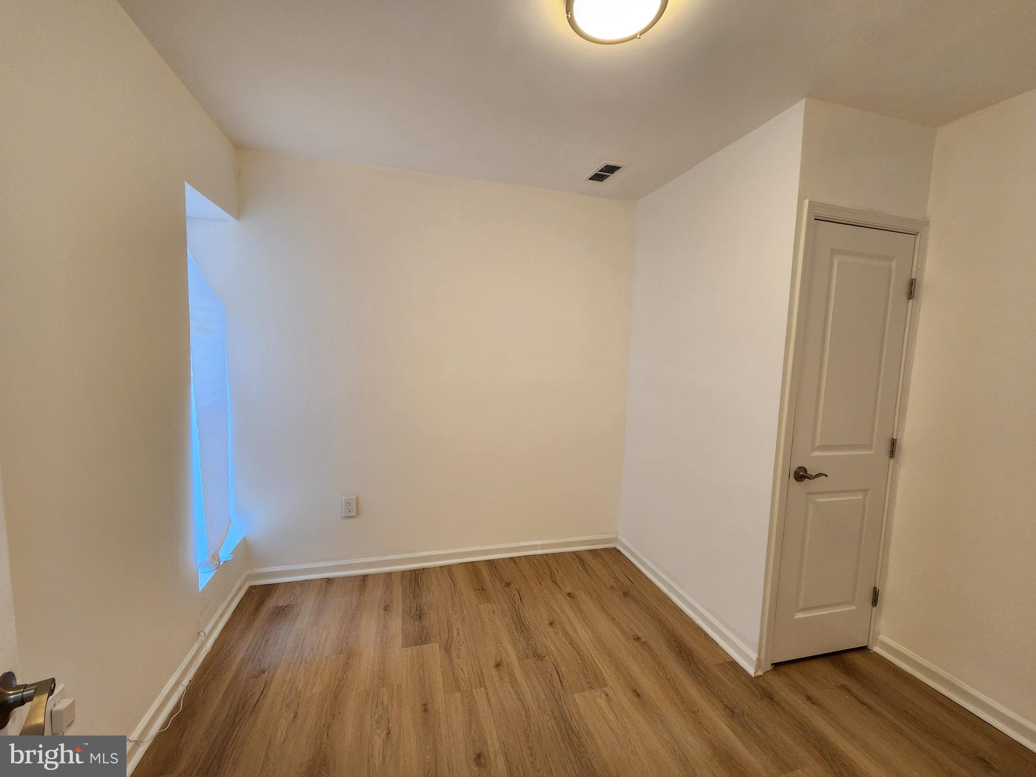 SANDTOWN-WINCHESTER - Residential