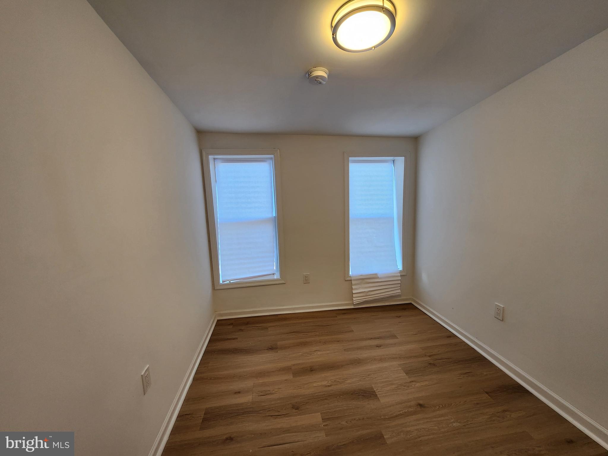 SANDTOWN-WINCHESTER - Residential