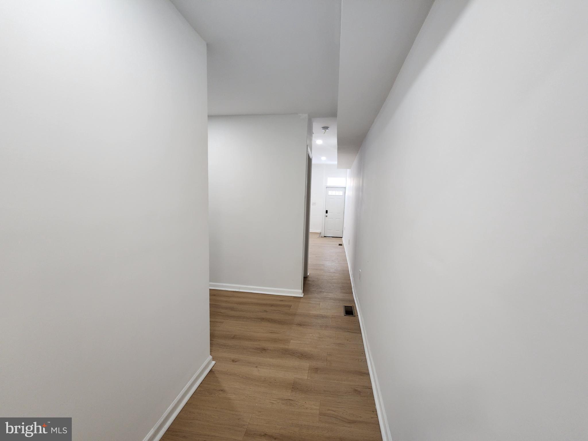SANDTOWN-WINCHESTER - Residential